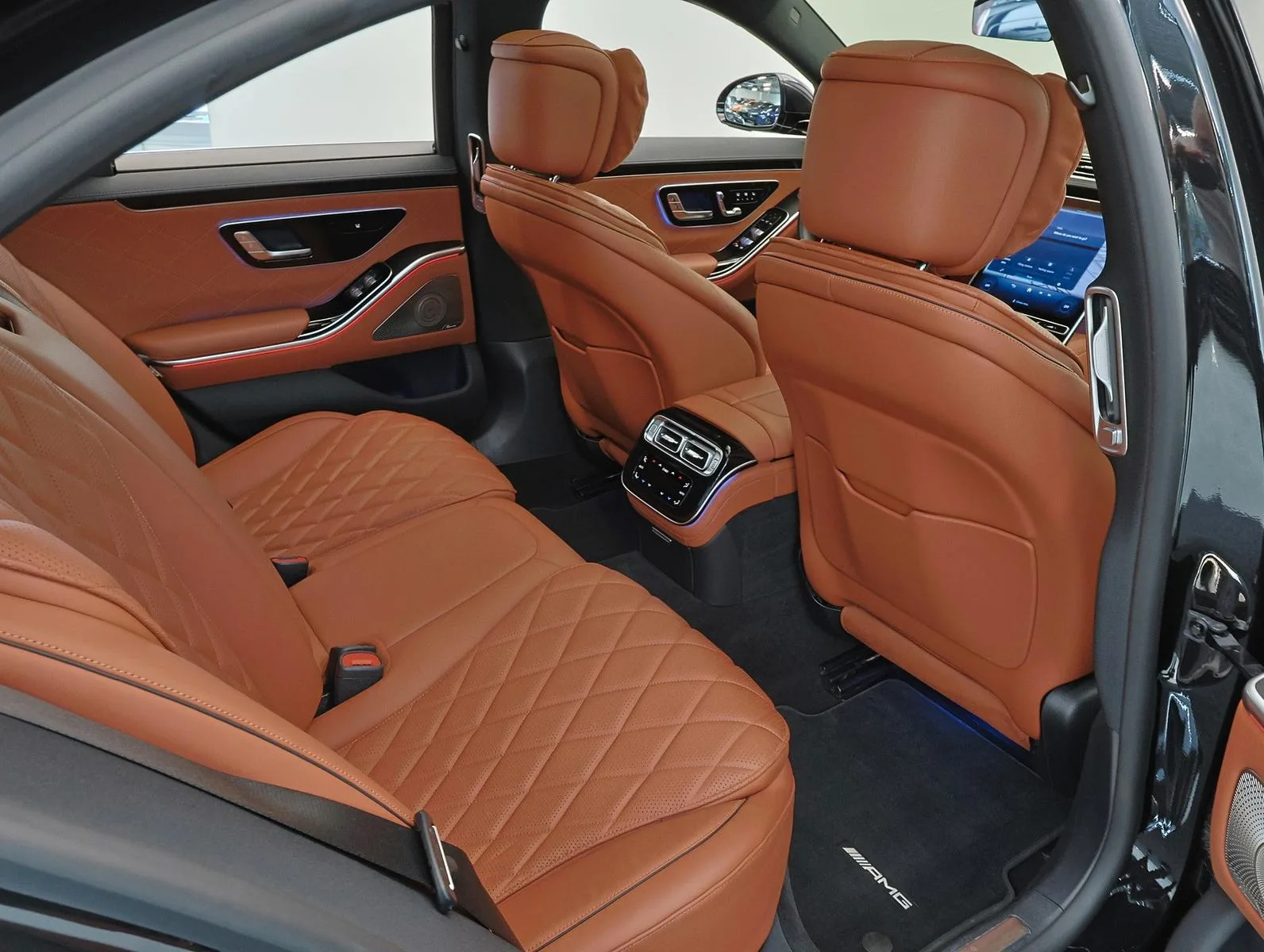2023 Mercedes-Benz S 350 d 4MATIC, AMG Line, 16/28