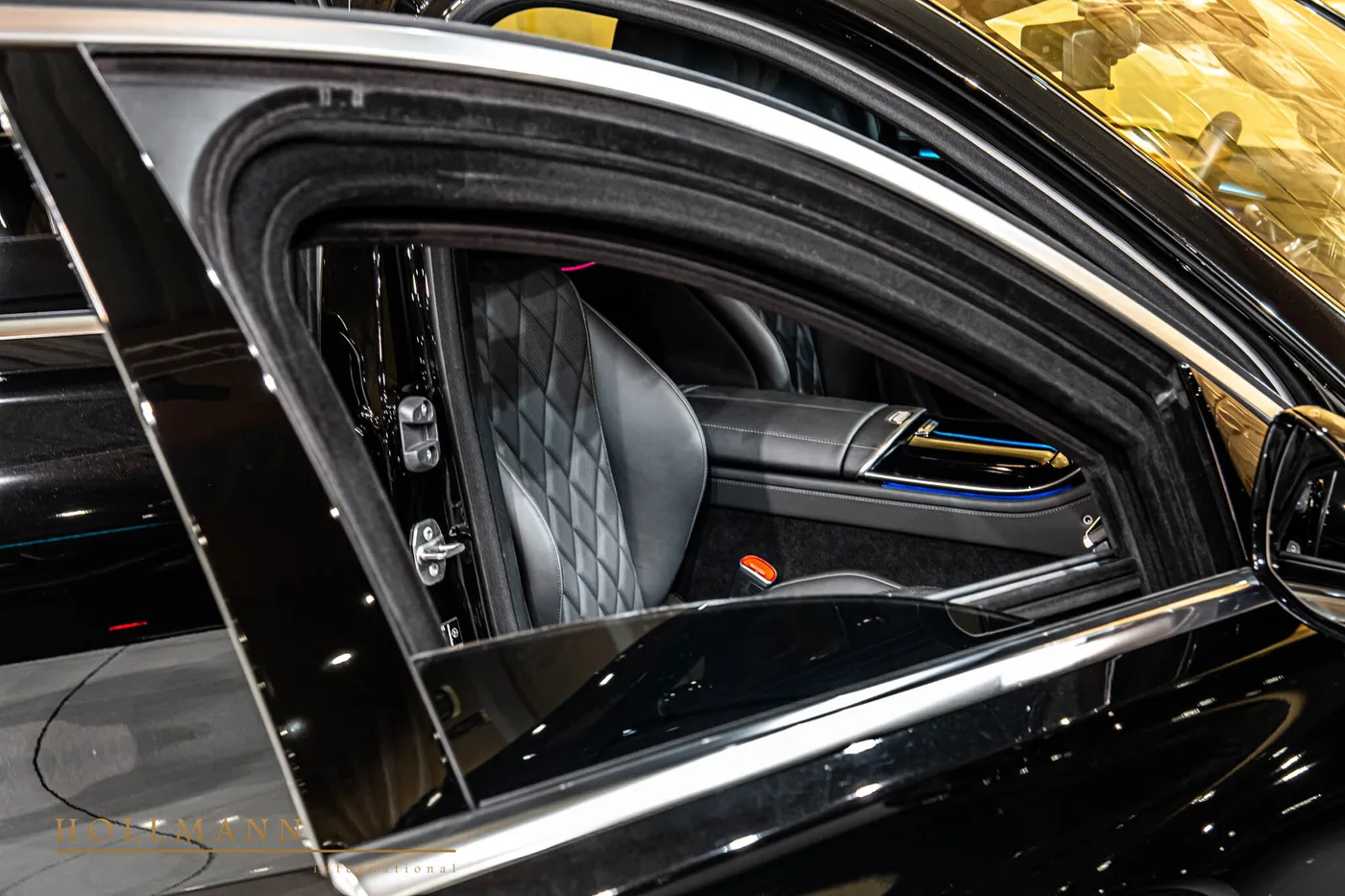 2023 Mercedes-Benz S 680 4MATIC, Guard VR10 angeboten von einem Fachhändler in Stuhr, Deutschland, Foto 4 von 8
