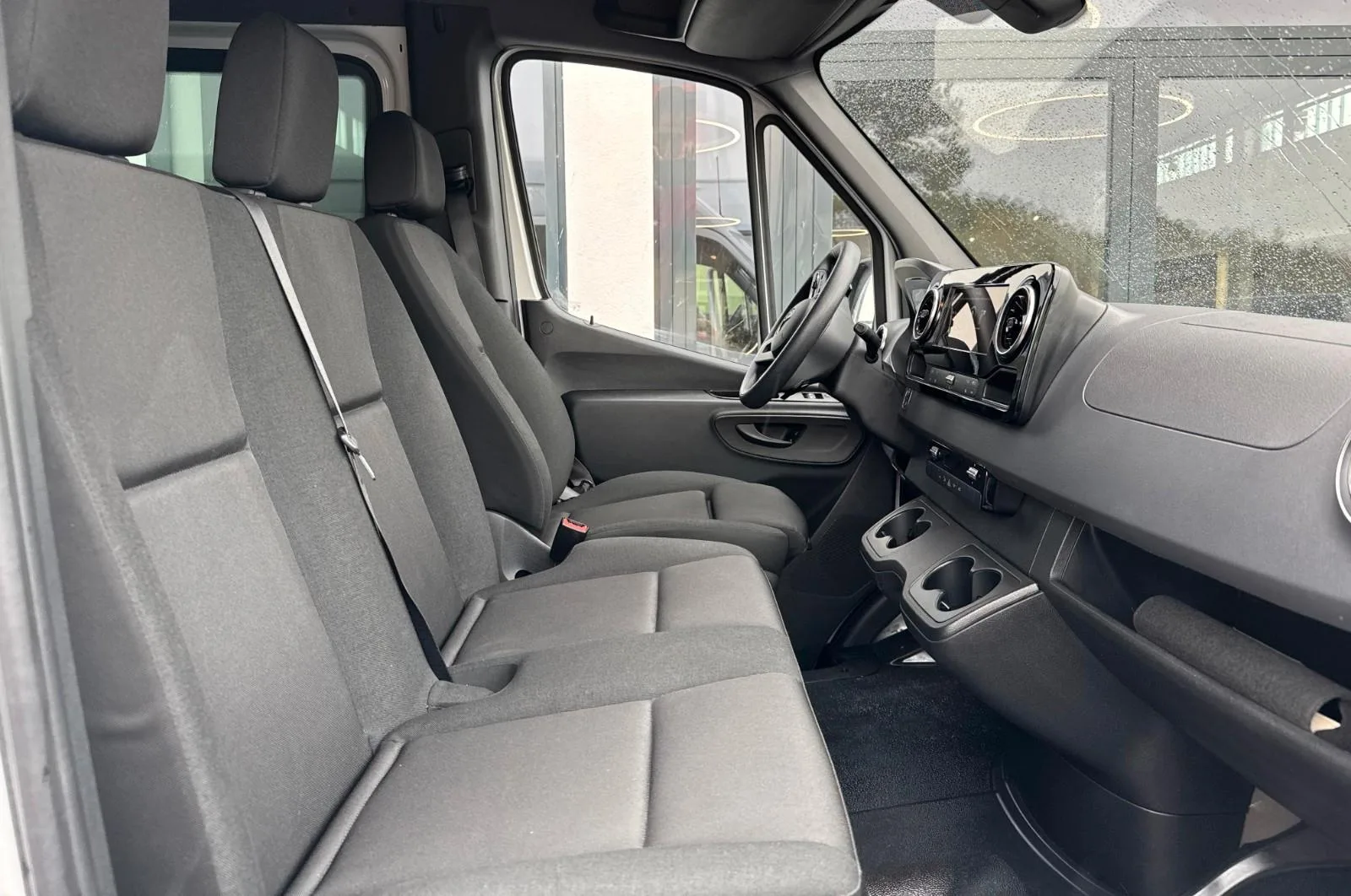 2023 Mercedes-Benz Sprinter 317 CDI, 8/11