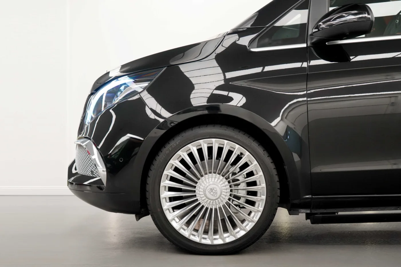 2023 Mercedes-Benz V 250 Maybach body kit offered by a specialist dealer in Dubai, United Arab Emirates, photo 7 of 10