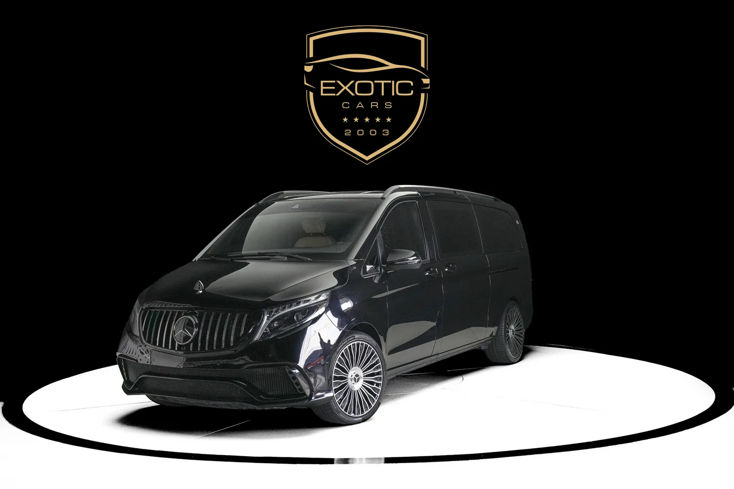 2023 Mercedes-Benz V 250 VIP angeboten von einem Fachhändler in Dubai, Vereinigte Arabische Emirate, Hauptfoto