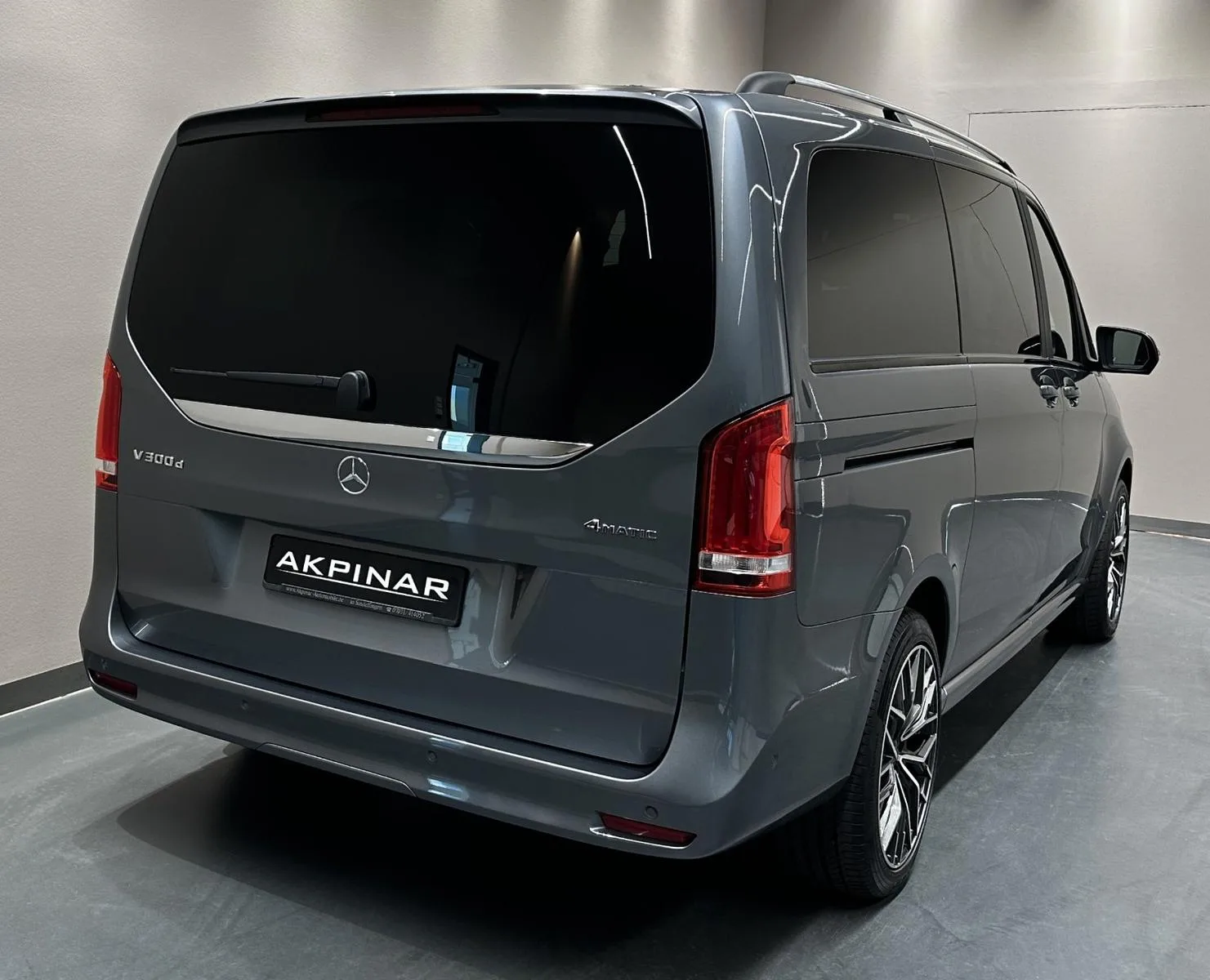 2023 Mercedes-Benz V 300 d 4MATIC, long, AMG Line, 5/27