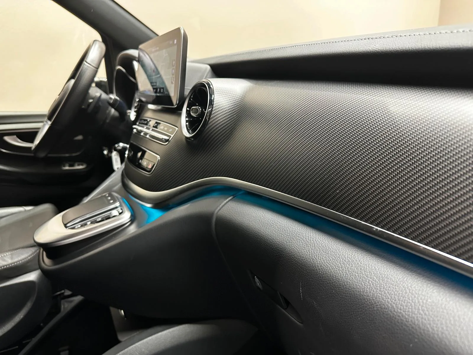 2023 Mercedes-Benz V 300 d 4MATIC, long, AMG Line, 23/27