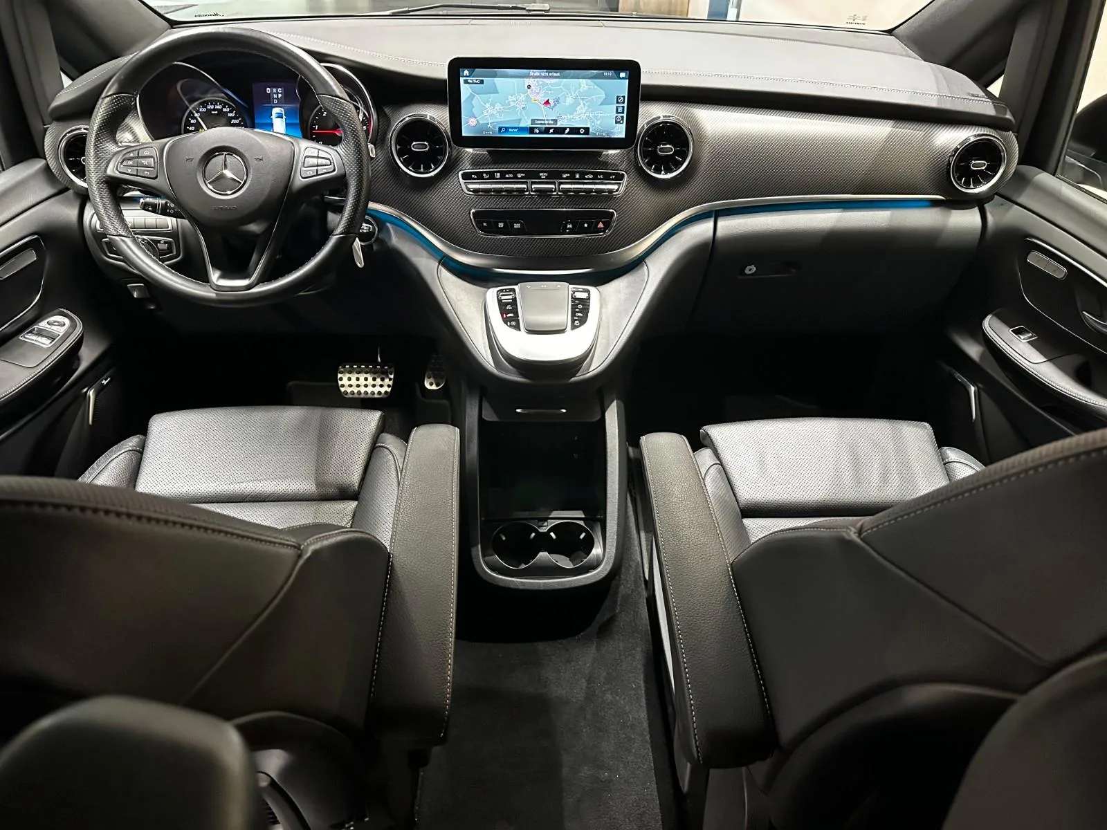 2023 Mercedes-Benz V 300 d 4MATIC, long, AMG Line, 26/27