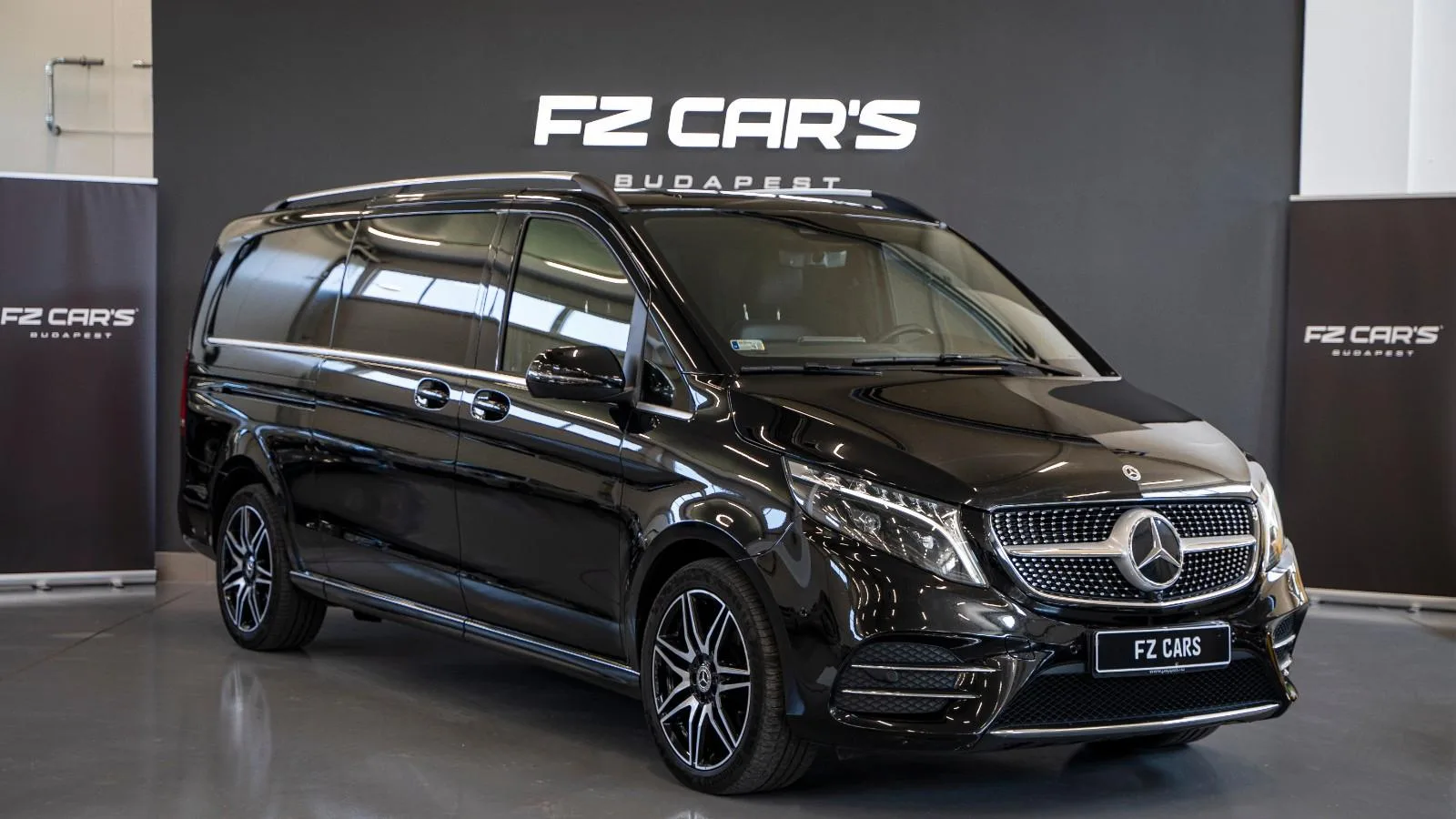 2023 Mercedes-Benz V 300 d 4MATIC, Exclusive Edition, extra-long, 2/13