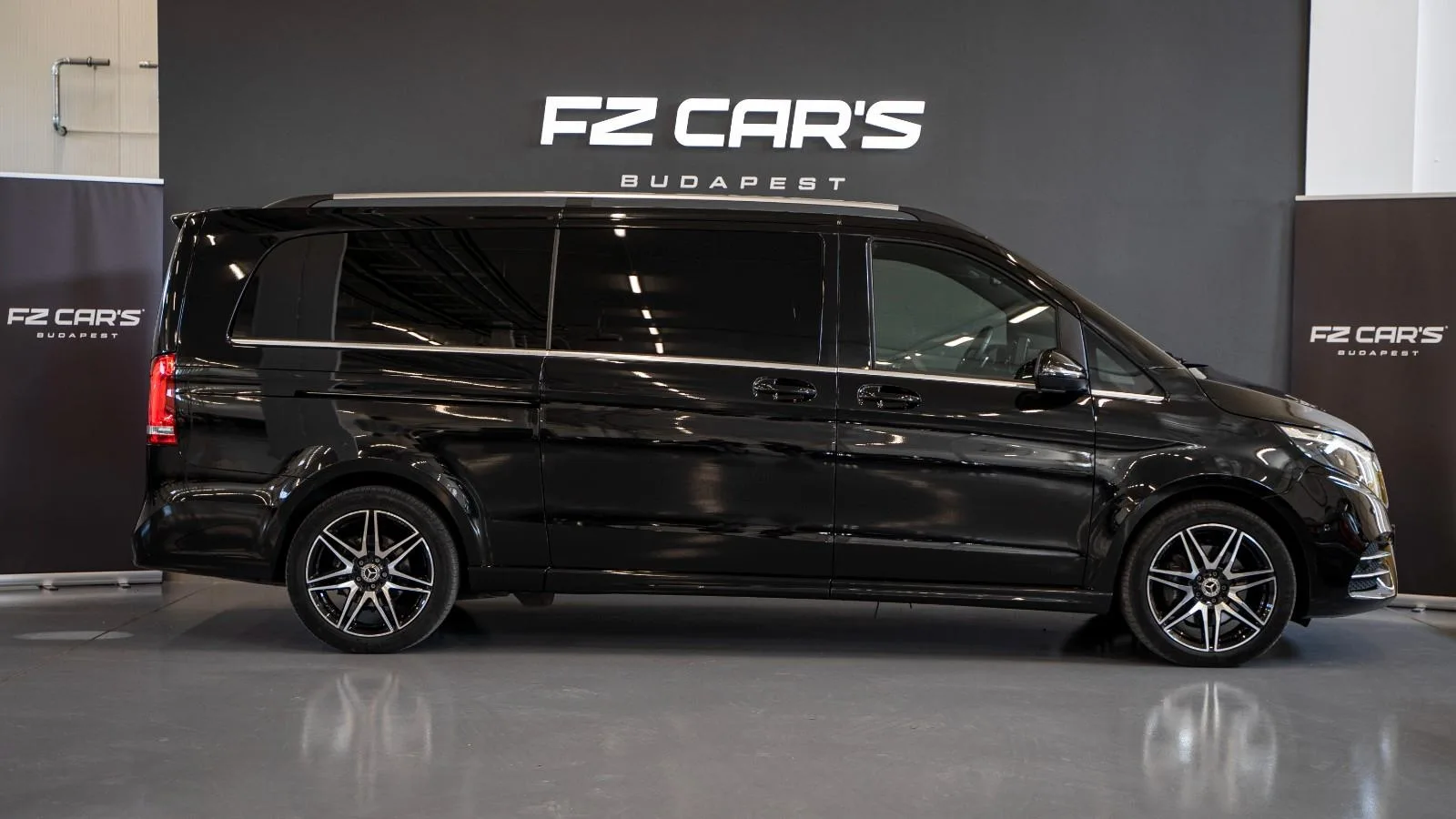 2023 Mercedes-Benz V 300 d 4MATIC, Exclusive Edition, extra-long, 3/13