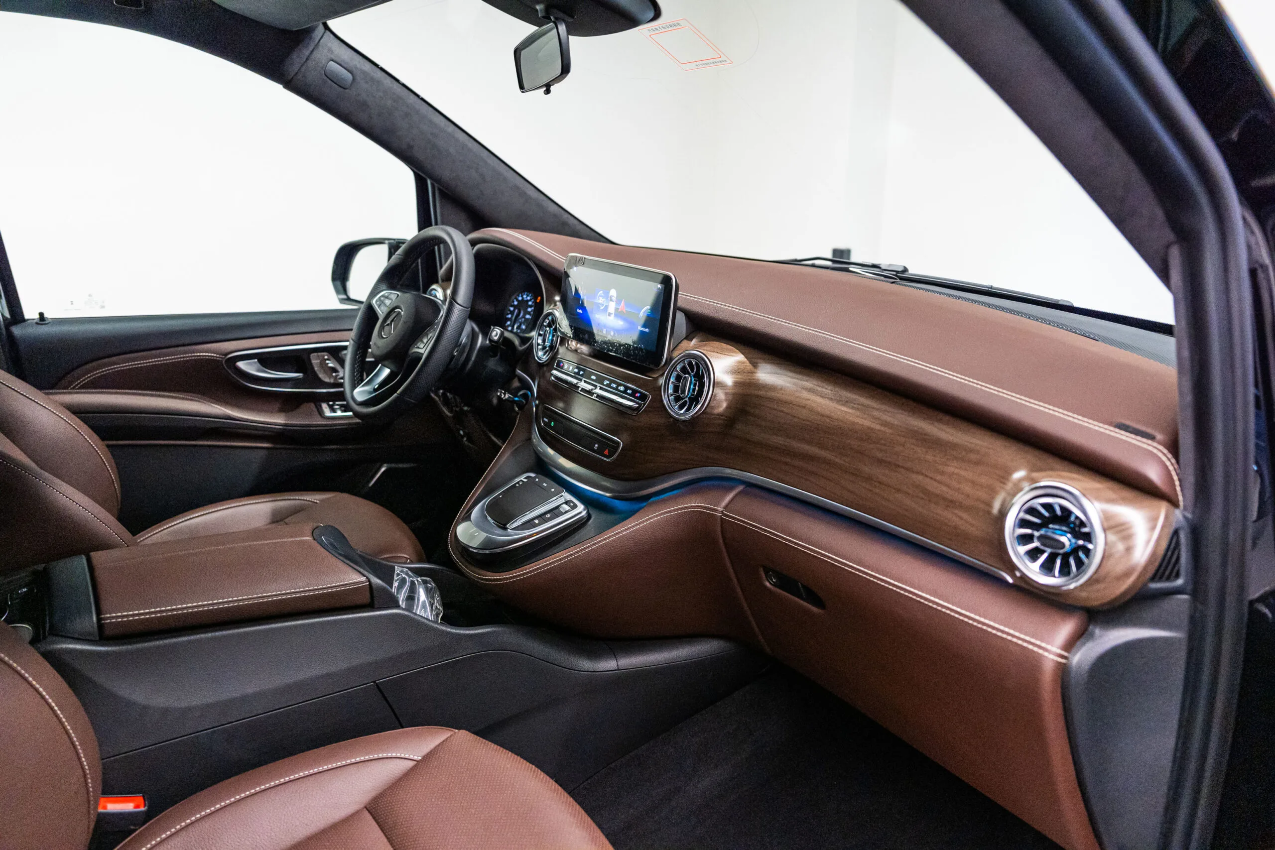 2023 Mercedes-Benz V-Class Long, 9/22