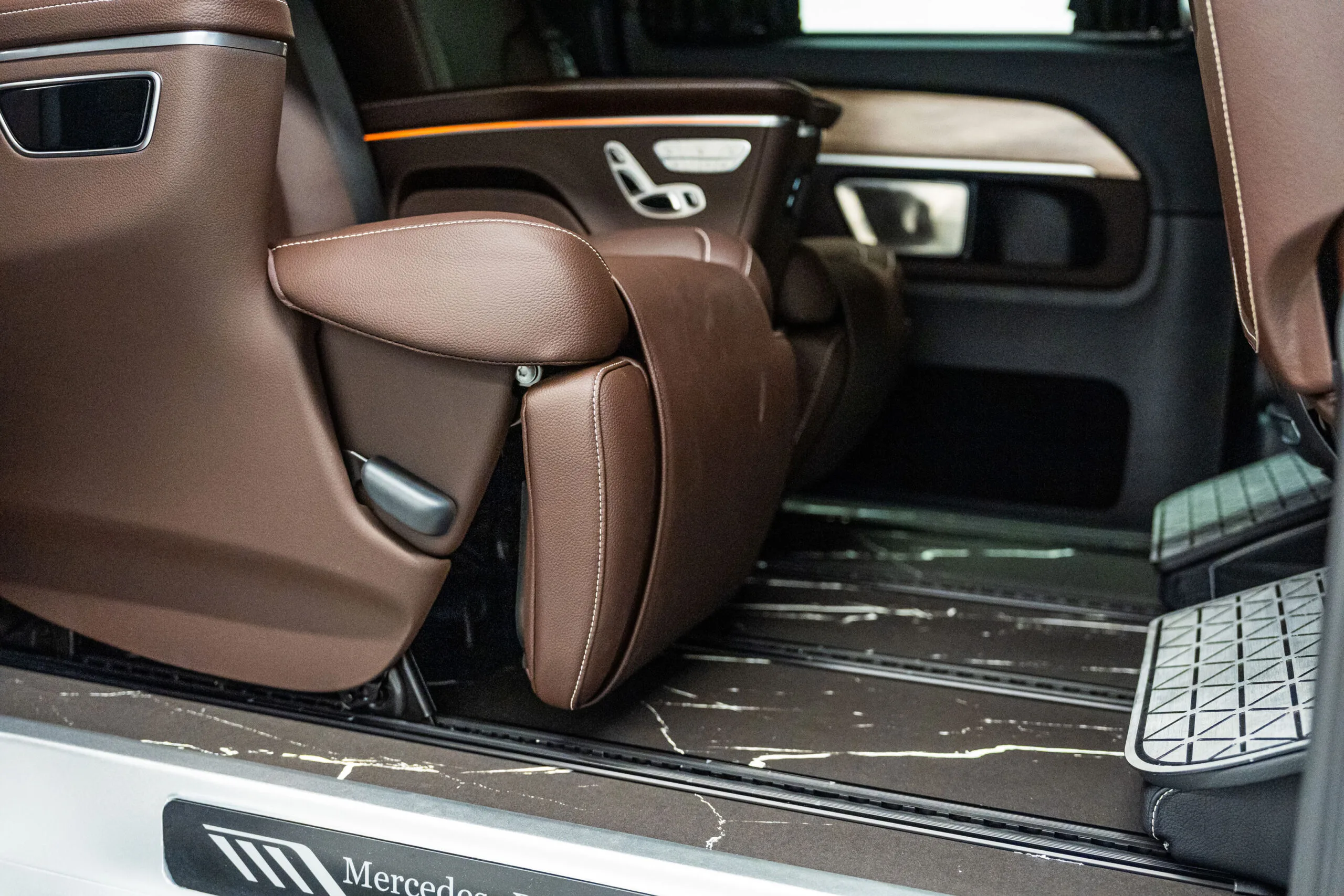 2023 Mercedes-Benz V-Class Long, 12/22