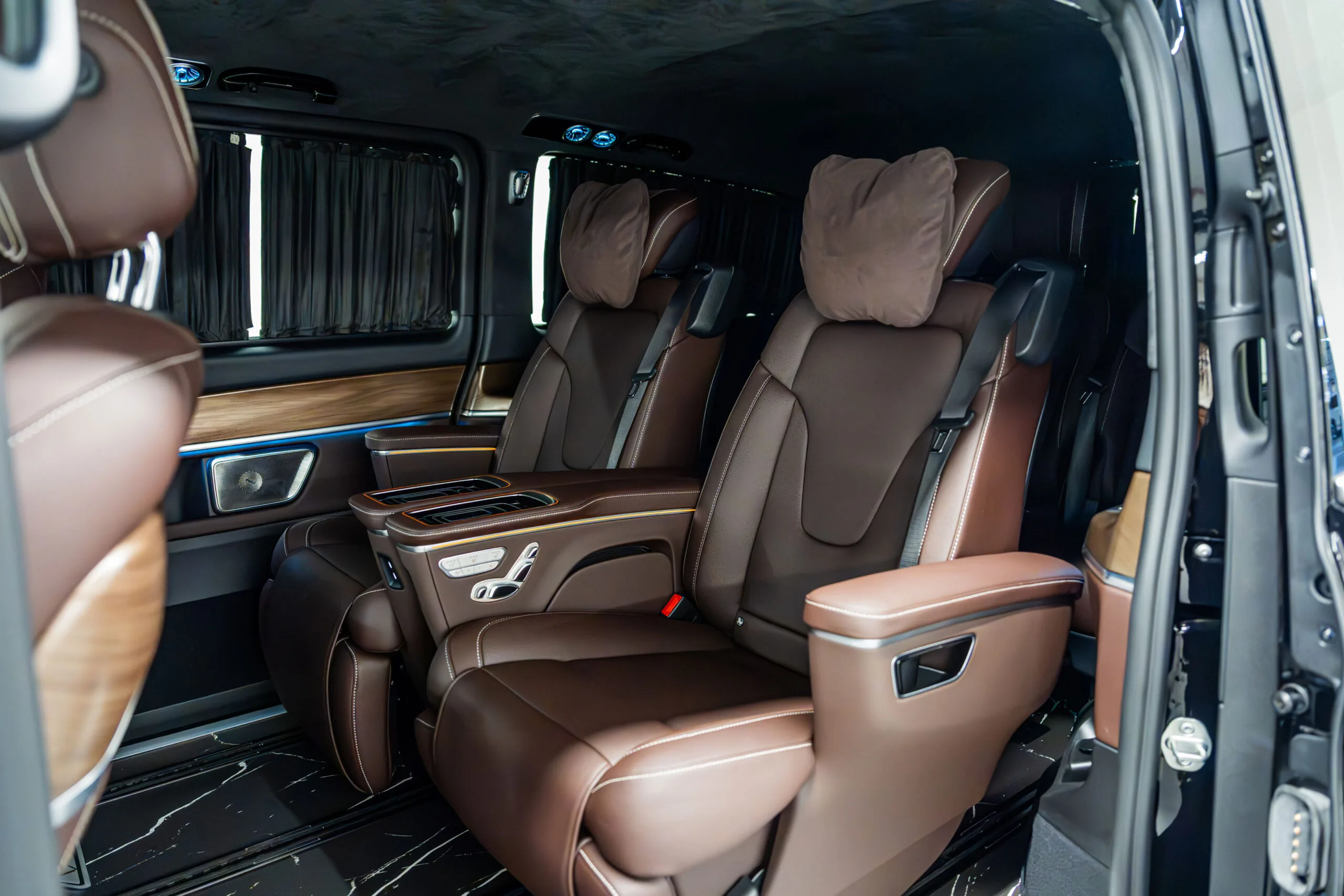 2023 Mercedes-Benz V-Class Long, 20/22