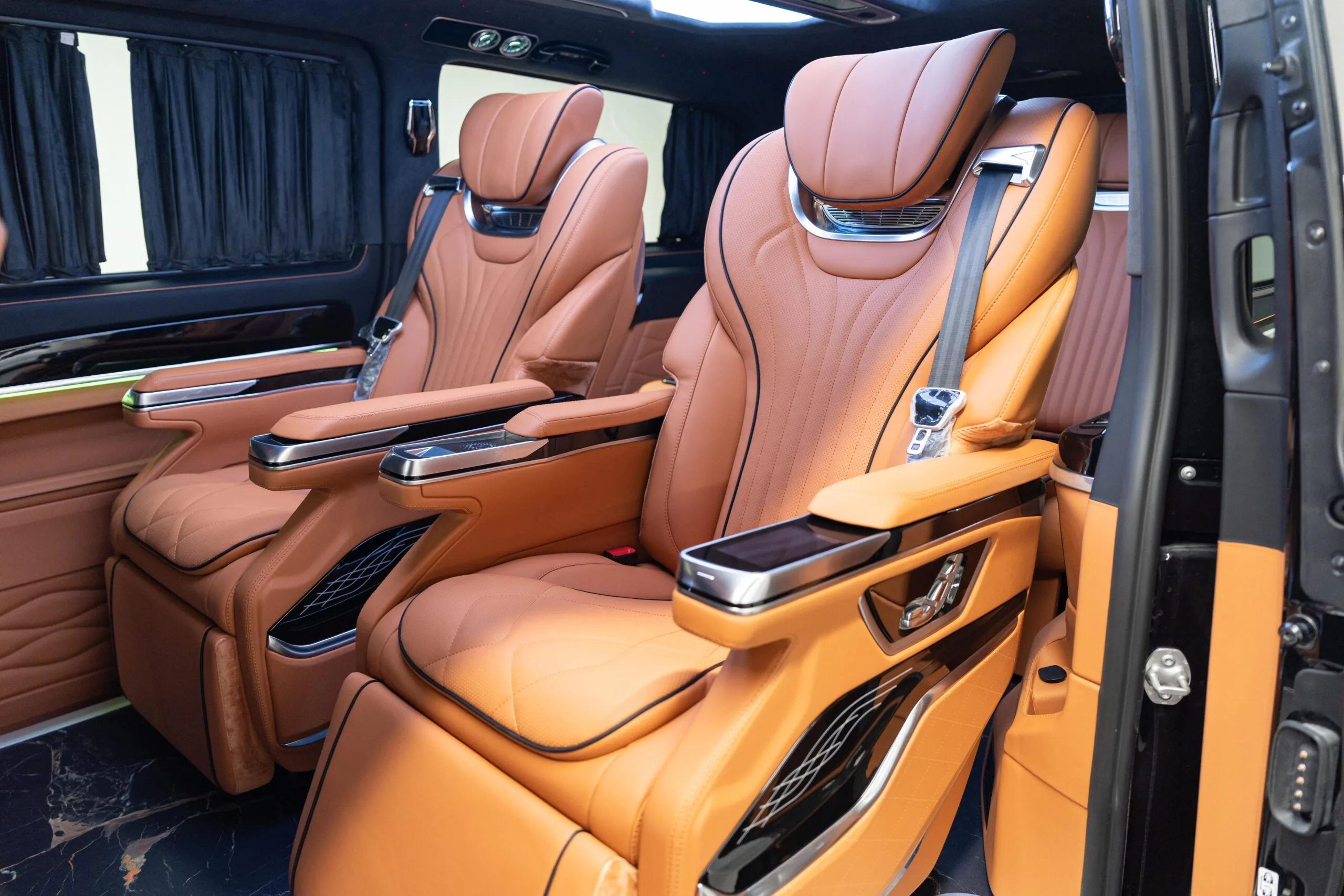 2023 Mercedes-Benz V-Class Long, 12/24