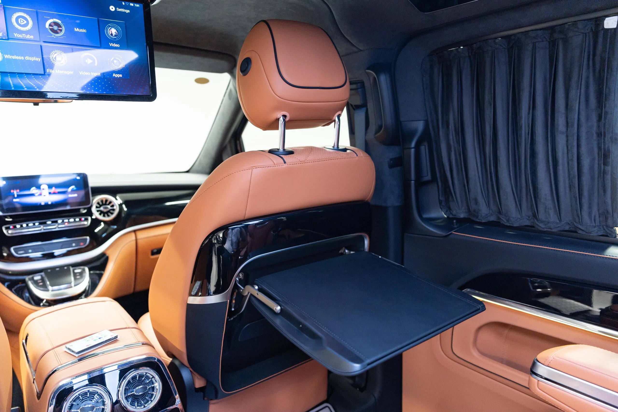 2023 Mercedes-Benz V-Class Long, 24/24