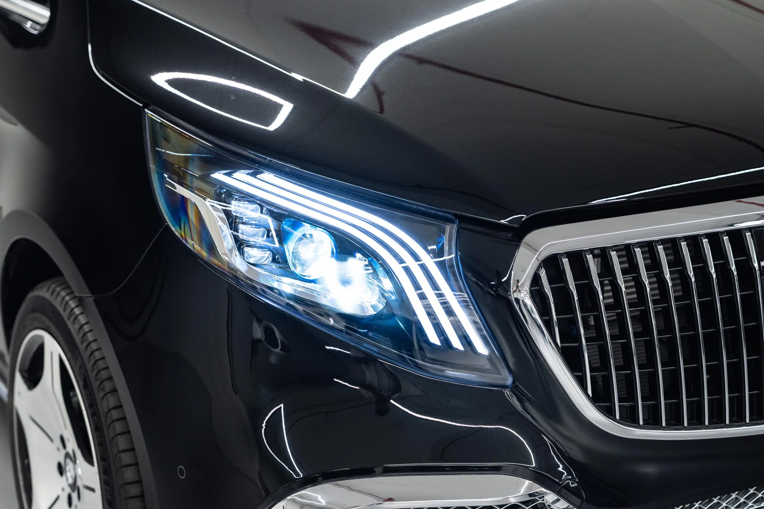 2023 Mercedes-Benz V-Class Long, 9/24