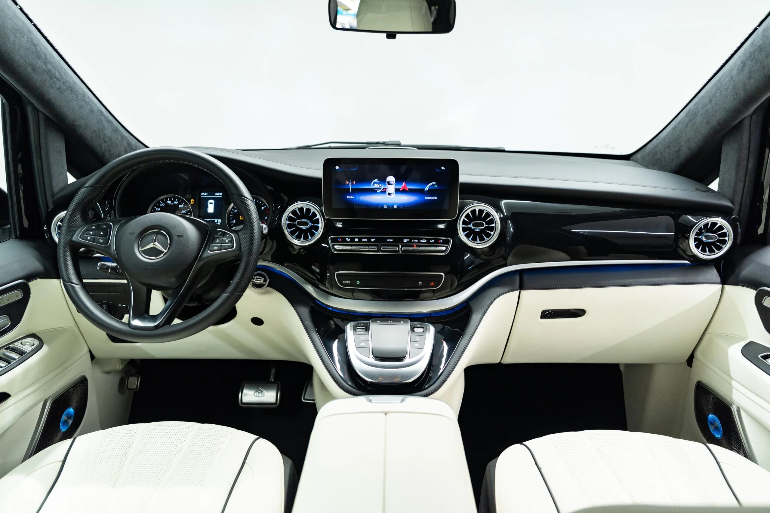 2023 Mercedes-Benz V-Class Long, 20/24