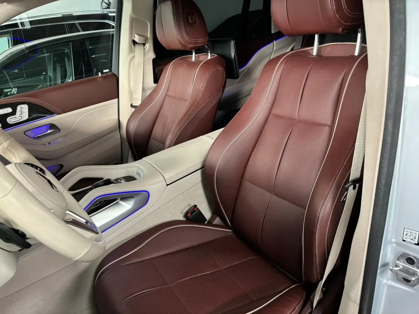 2023 Mercedes-Maybach GLS 600 4MATIC, 4/26