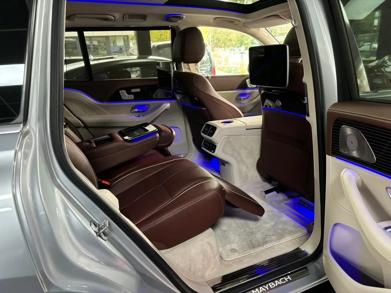 2023 Mercedes-Maybach GLS 600 4MATIC, 18/26