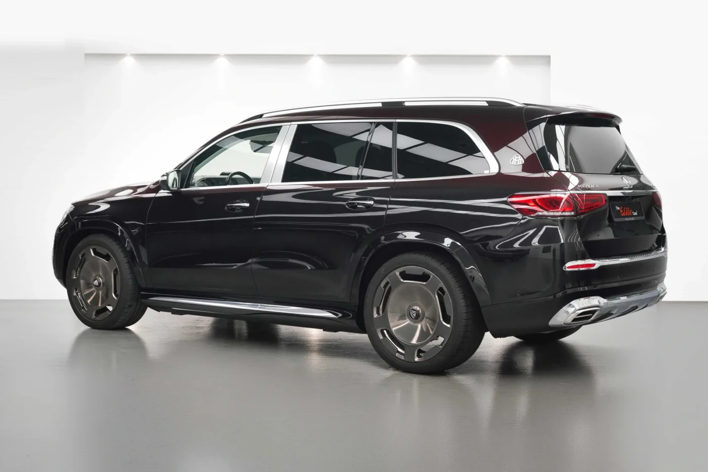2023 Mercedes-Maybach GLS 600 angeboten von einem Fachhändler in Dubai, Vereinigte Arabische Emirate, Foto 7 von 10