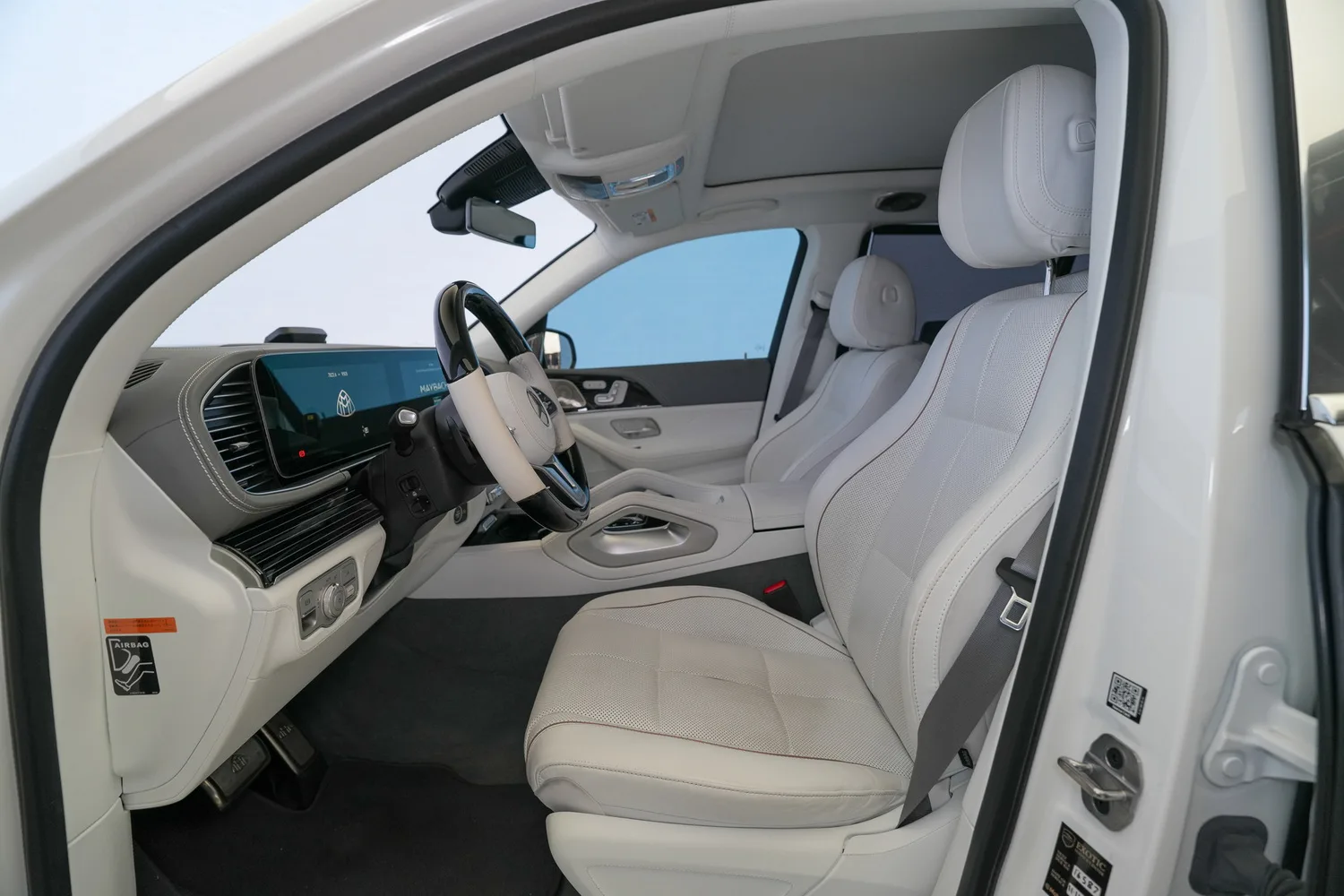 2023 Mercedes-Maybach GLS 600, 4/17