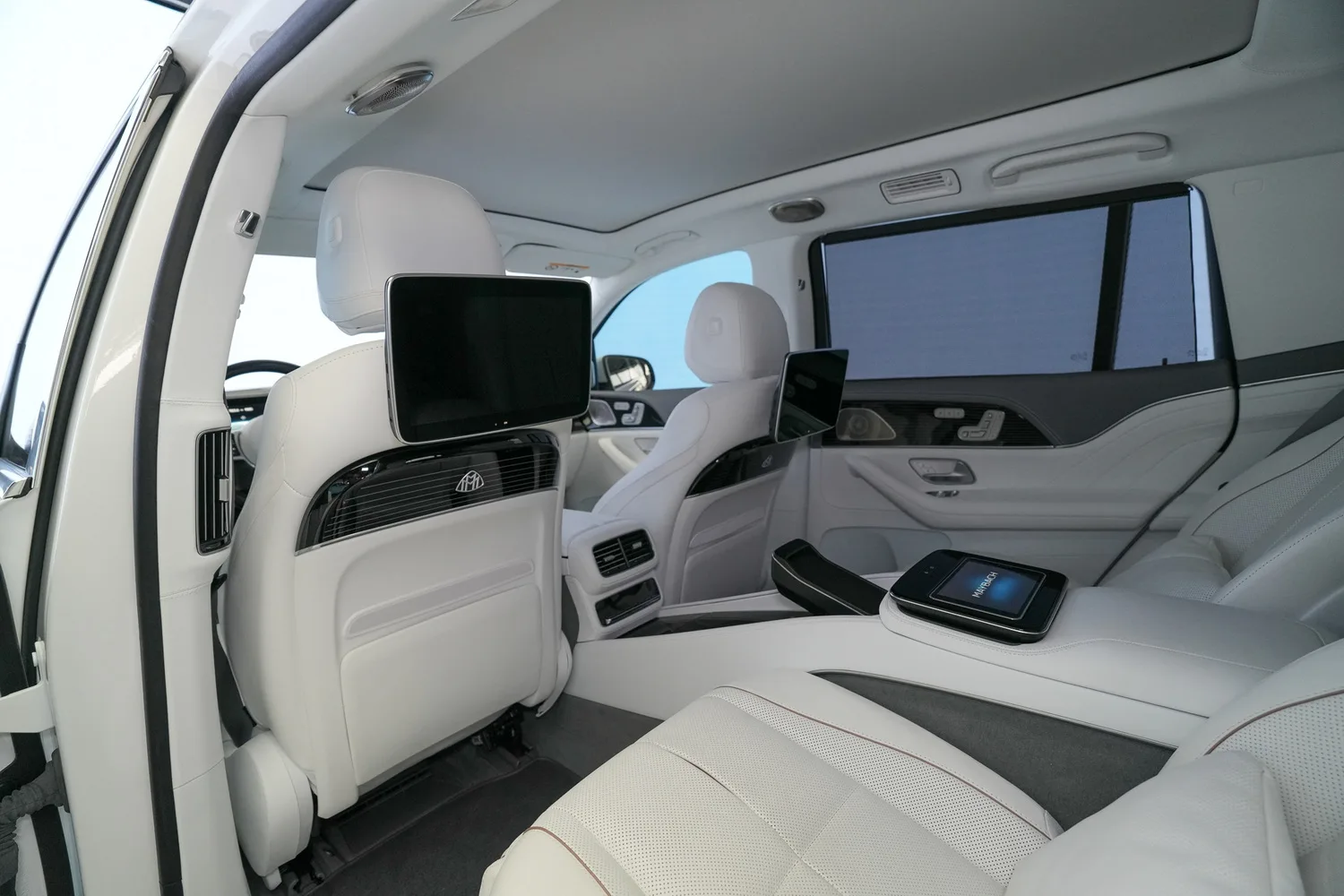 2023 Mercedes-Maybach GLS 600, 8/17