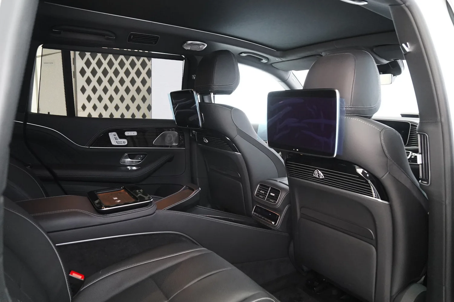 2023 Mercedes-Maybach GLS 600, 13/15
