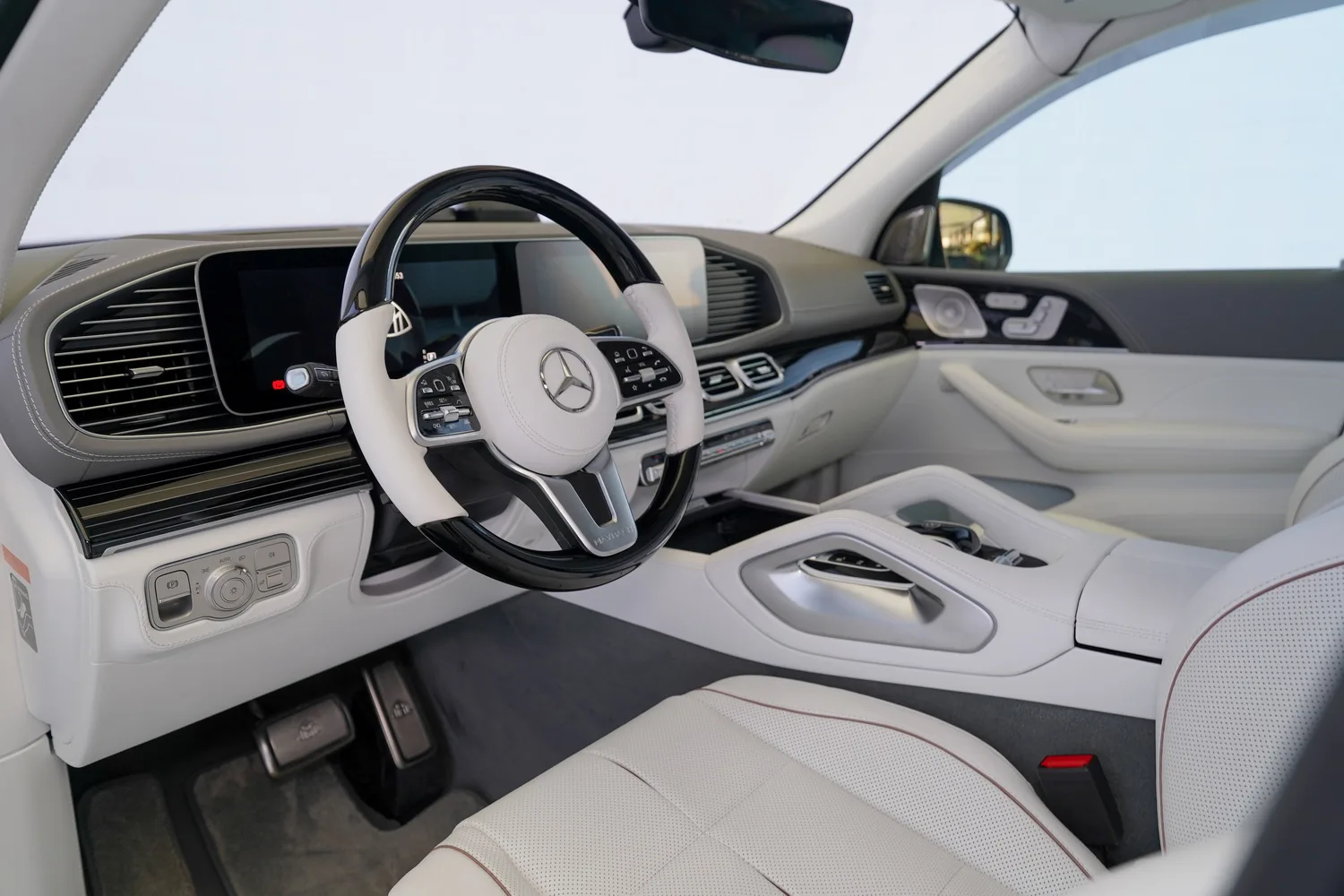2023 Mercedes-Maybach GLS 600, 3/17
