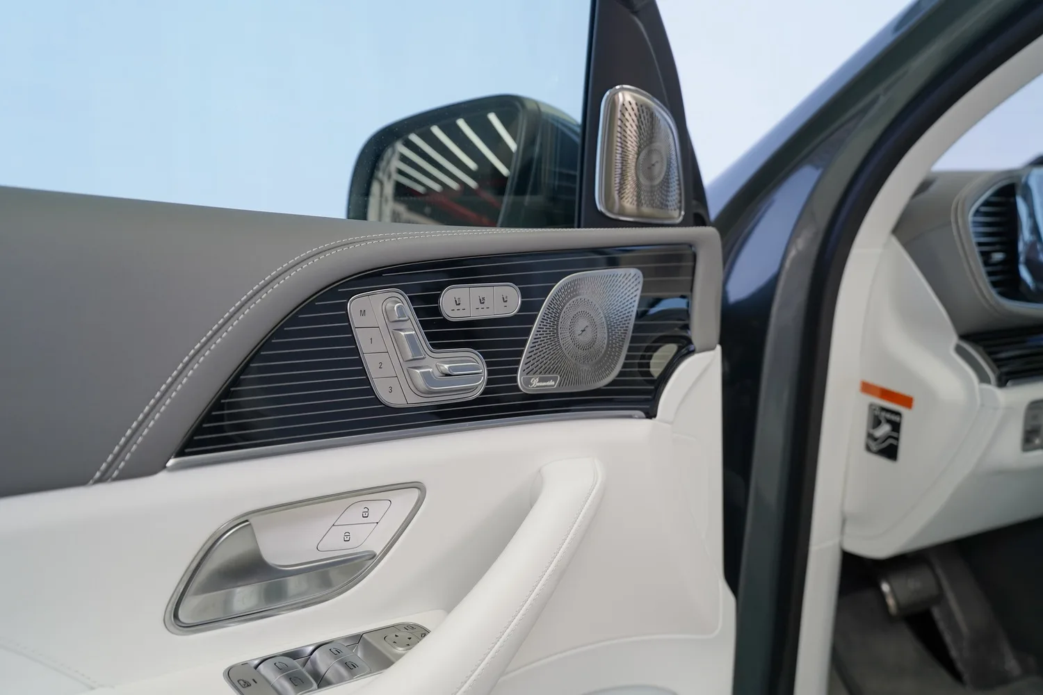 2023 Mercedes-Maybach GLS 600, 8/16