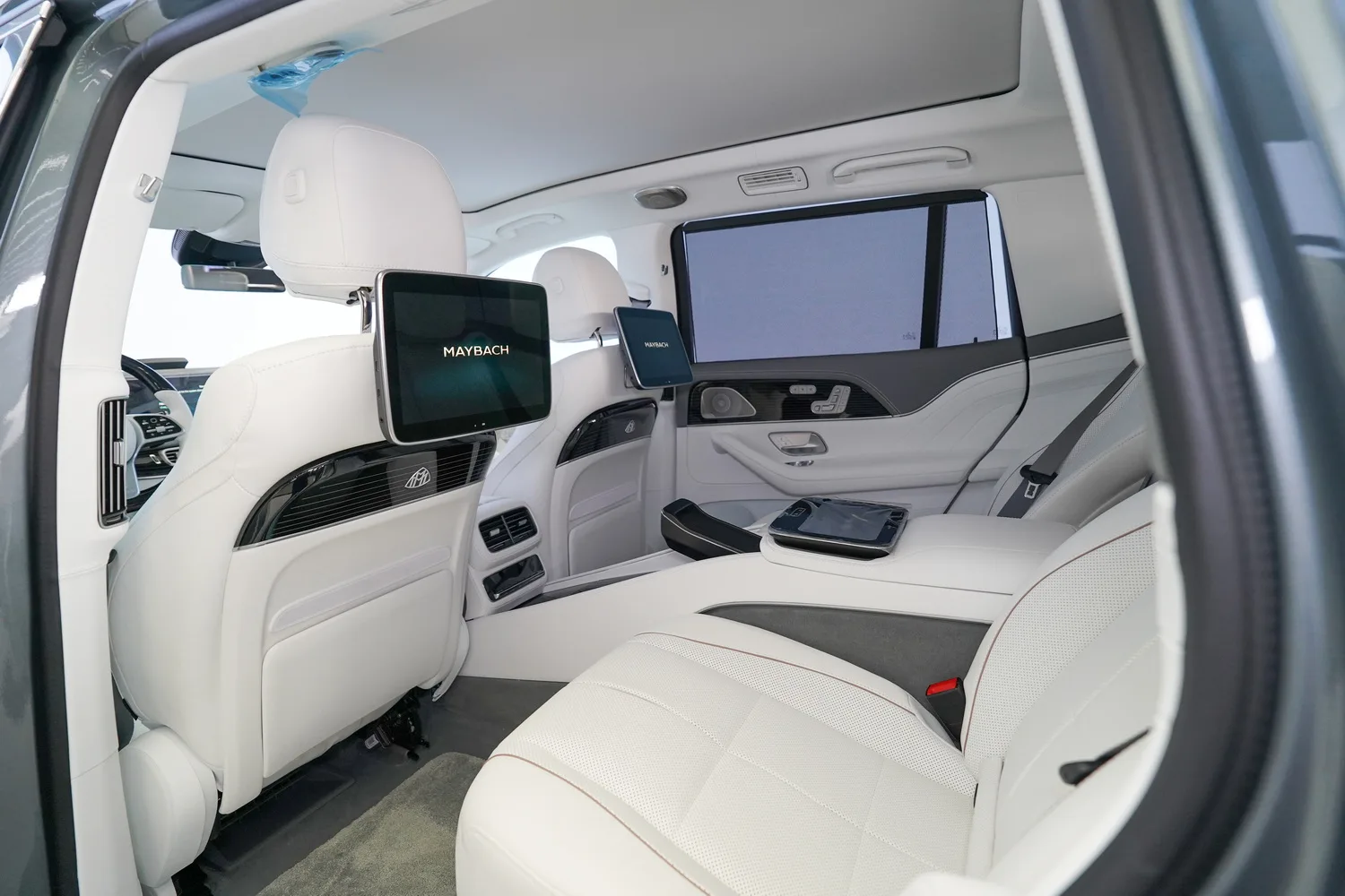 2023 Mercedes-Maybach GLS 600, 10/16