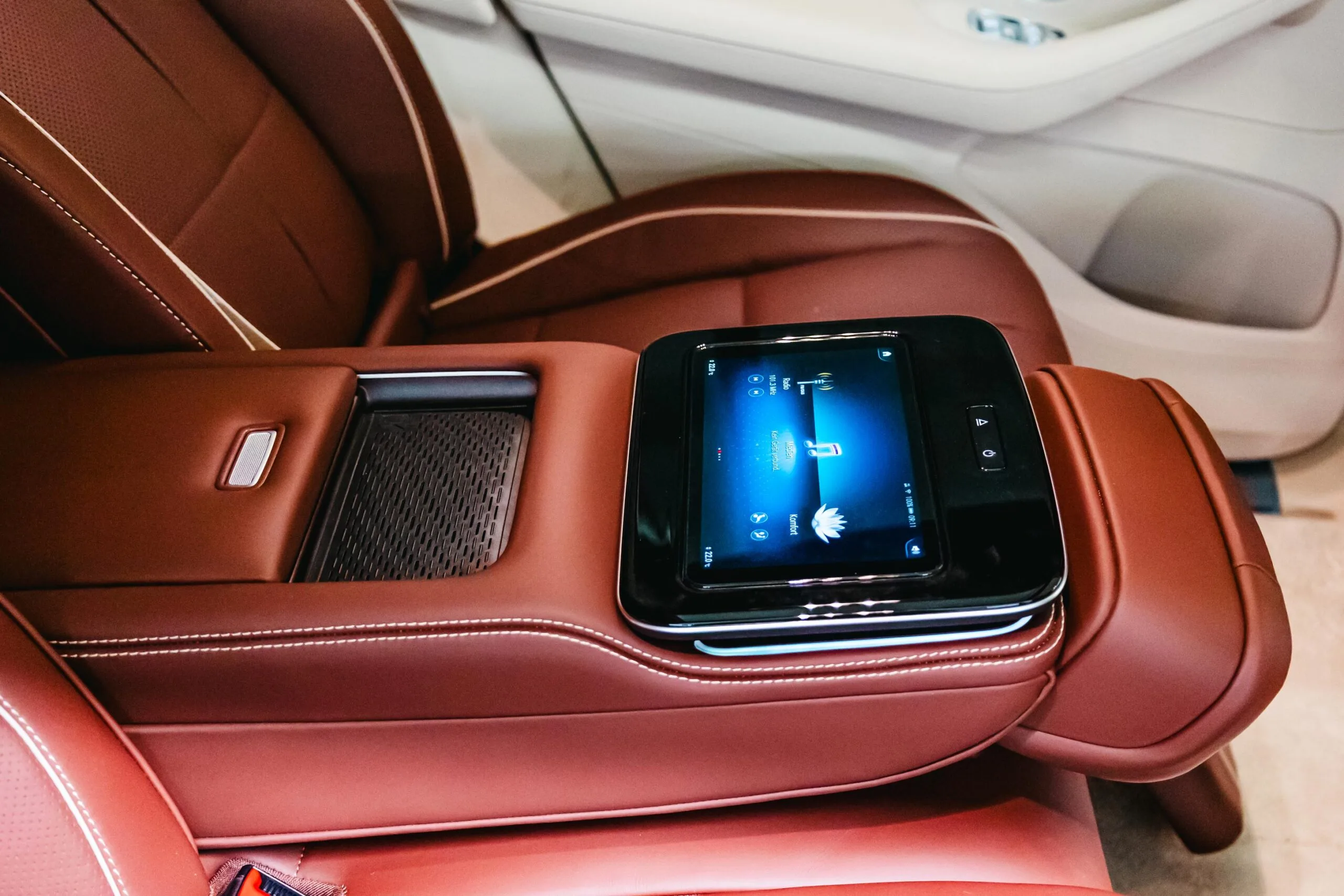 2023 Mercedes-Maybach GLS 600, 23/30