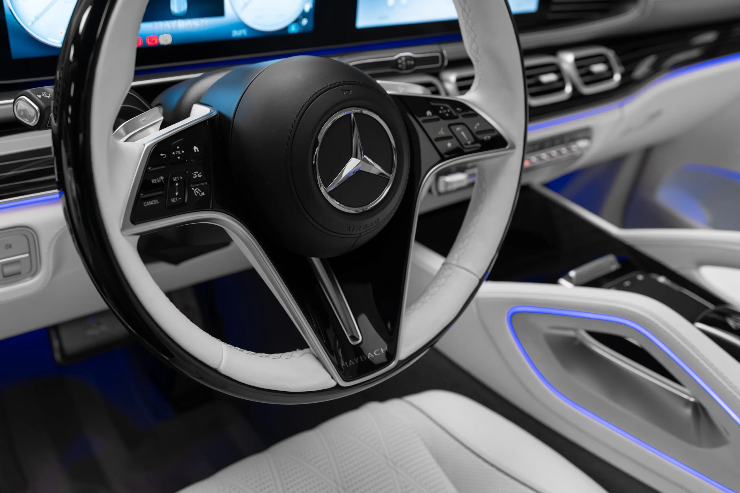 2023 Mercedes-Maybach GLS 600 4MATIC, 16/30