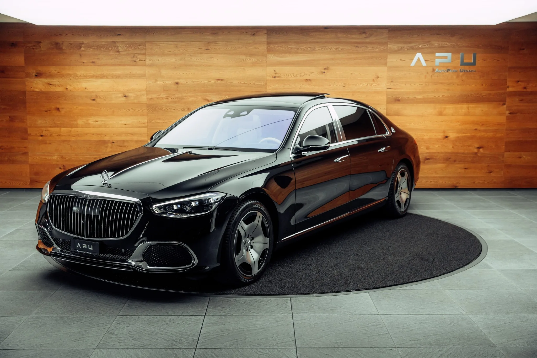 2023 Mercedes-Maybach S 580, 5/26
