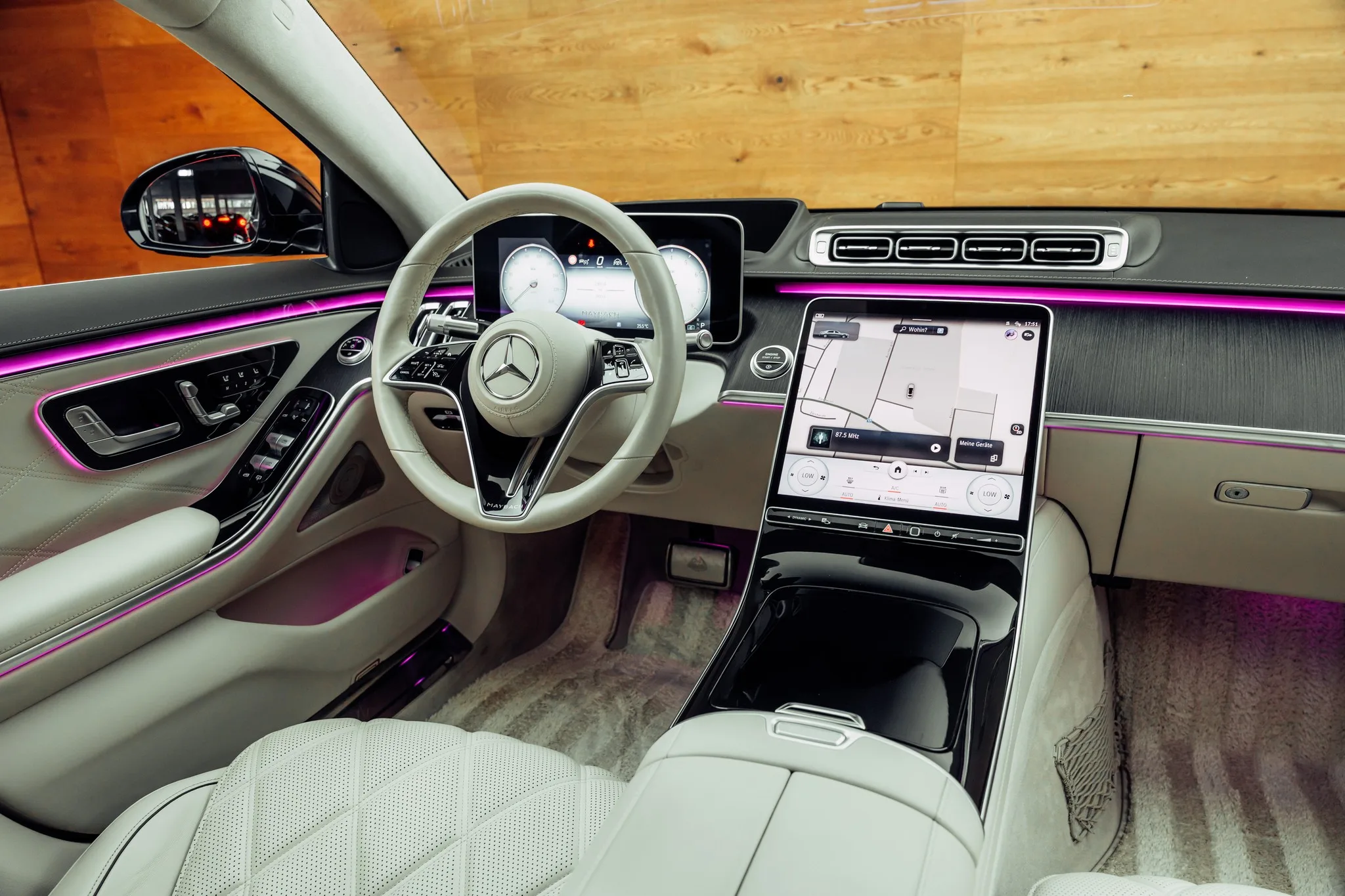 2023 Mercedes-Maybach S 580, 15/26
