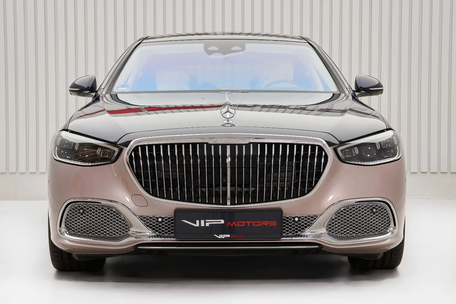 2023 Mercedes-Maybach S 680 Haute Voiture, 2/16