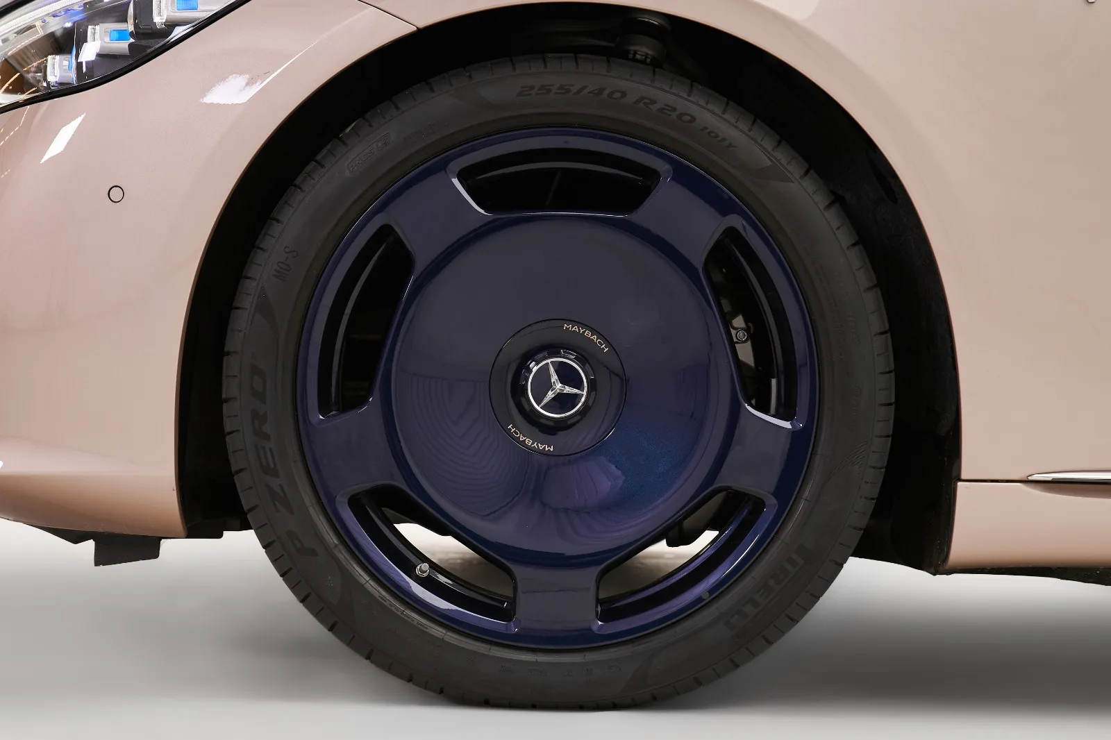 2023 Mercedes-Maybach S 680 Haute Voiture, 16/16