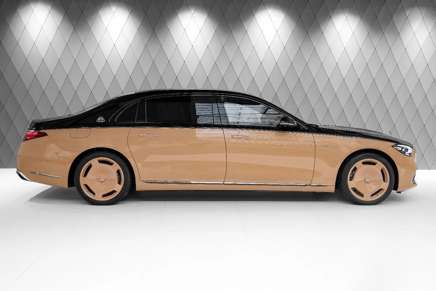 2023 Mercedes-Maybach S 680 proposée par un spécialiste de la supercar à Schenefeld, Allemagne, photo 3 sur 20