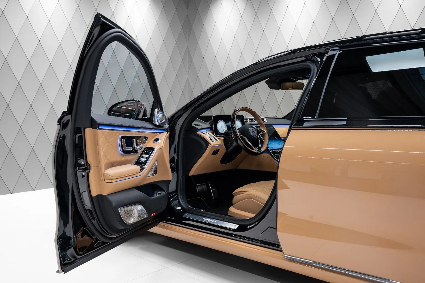 2023 Mercedes-Maybach S 680 proposée par un spécialiste de la supercar à Schenefeld, Allemagne, photo 11 sur 20