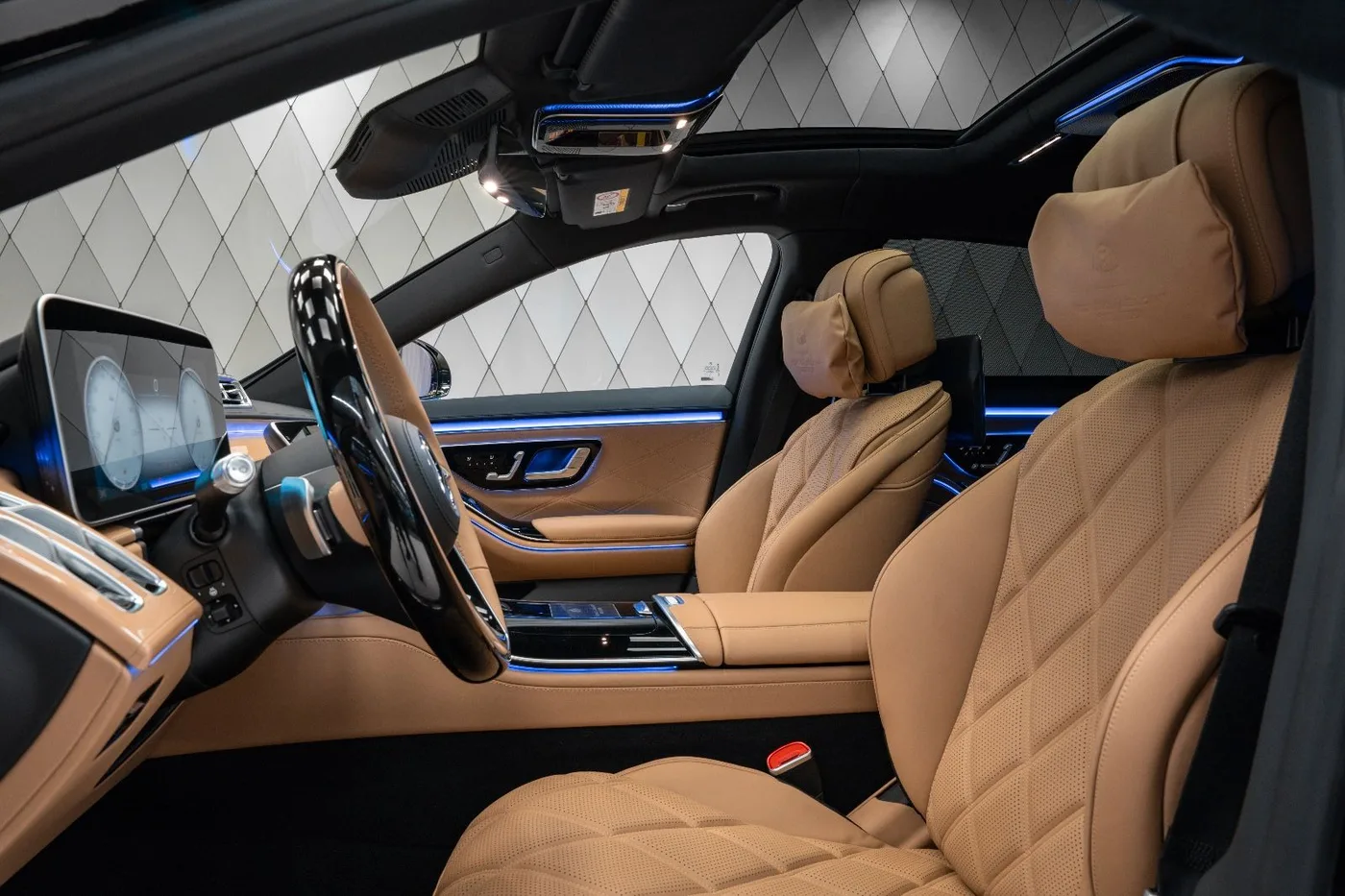 2023 Mercedes-Maybach S 680 proposée par un spécialiste de la supercar à Schenefeld, Allemagne, photo 14 sur 20