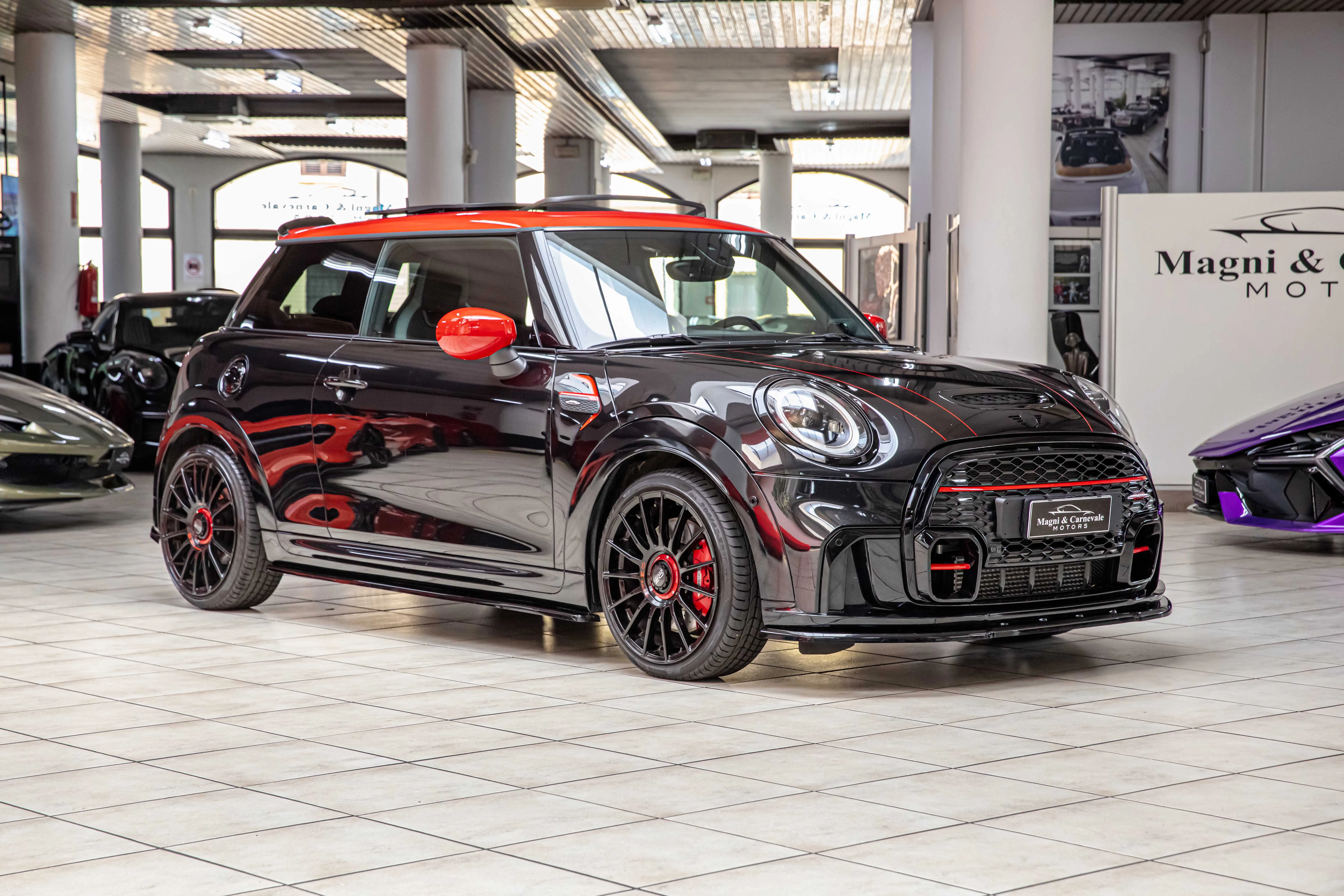 2023 MINI JOHN COOPER WORKS angeboten von einem Fachhändler in Milan, Italien, Hauptfoto