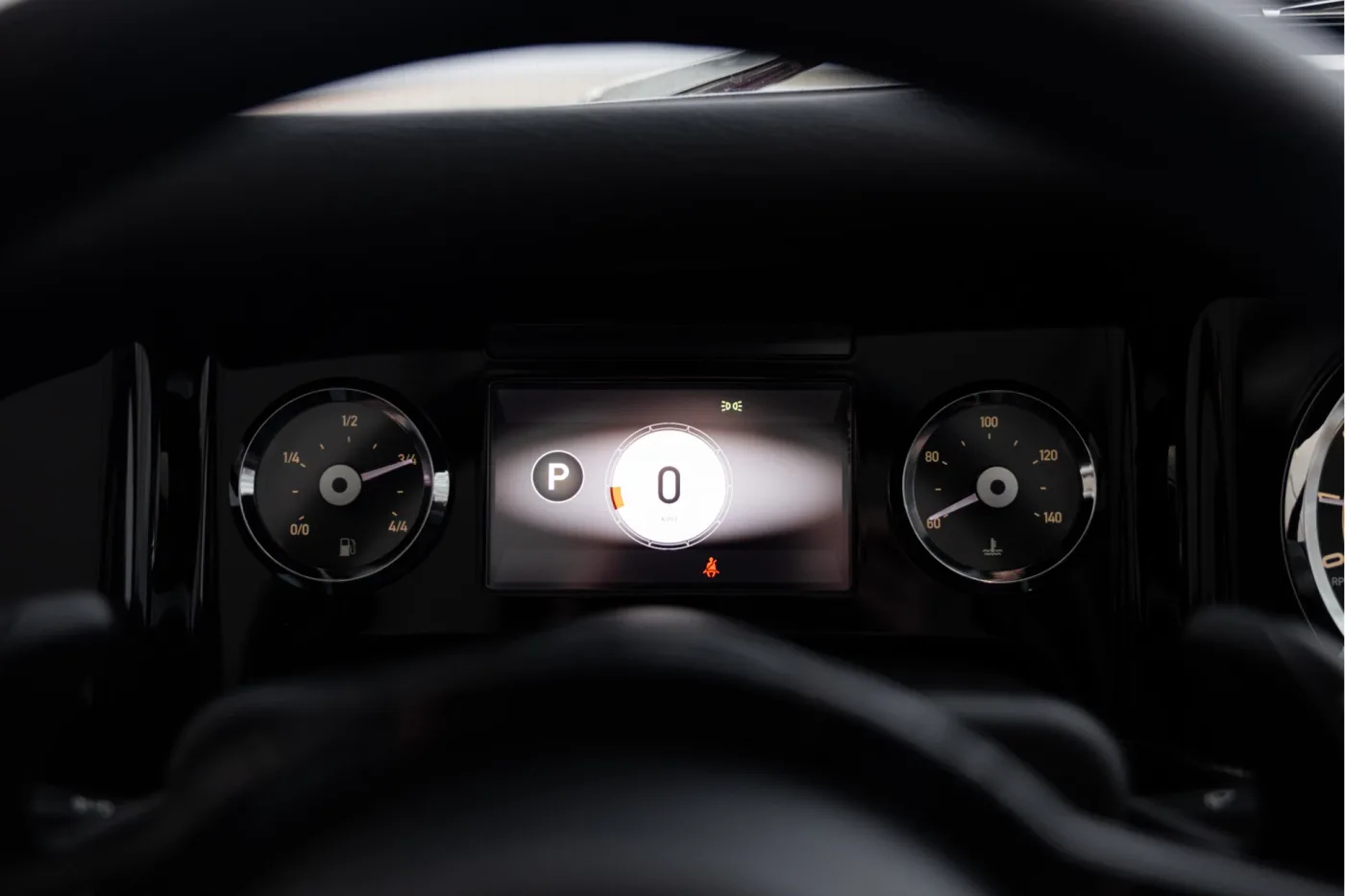 2023 Morgan Plus Four angeboten von einem offiziellen McLaren und Morgan-Vertragshändler in Utrecht, Niederlande, Foto 14 von 25