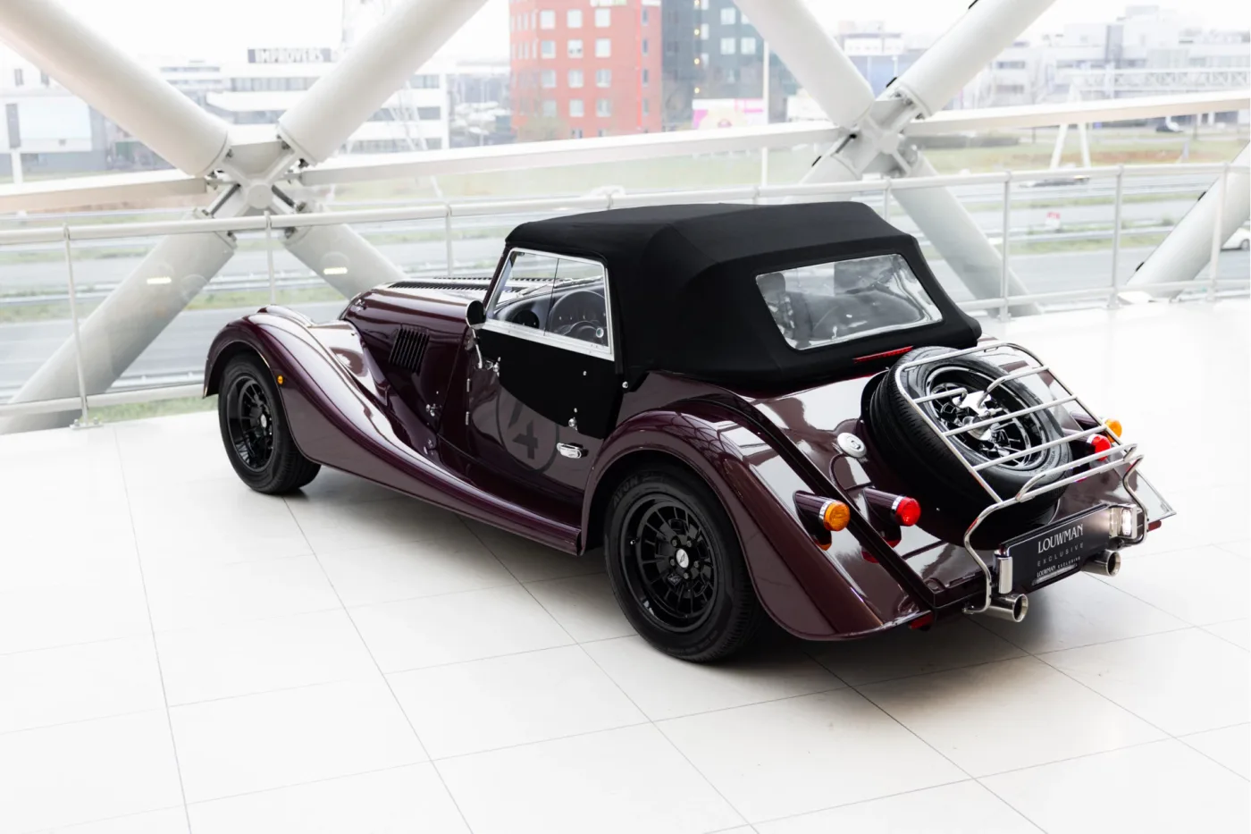 2023 Morgan Plus Four angeboten von einem offiziellen McLaren und Morgan-Vertragshändler in Utrecht, Niederlande, Foto 21 von 25