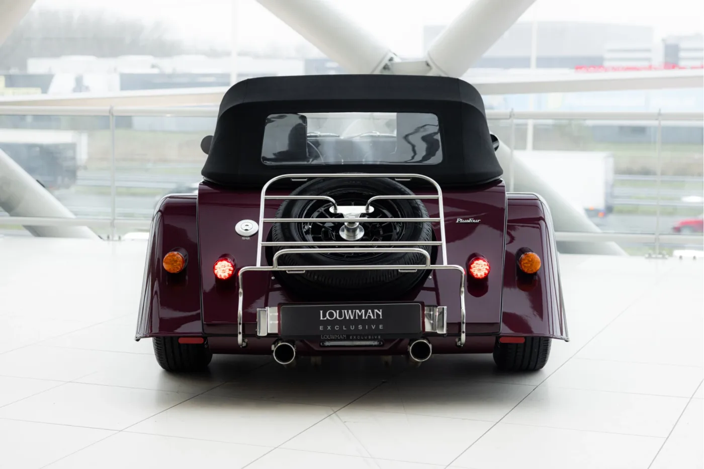 2023 Morgan Plus Four angeboten von einem offiziellen McLaren und Morgan-Vertragshändler in Utrecht, Niederlande, Foto 23 von 25