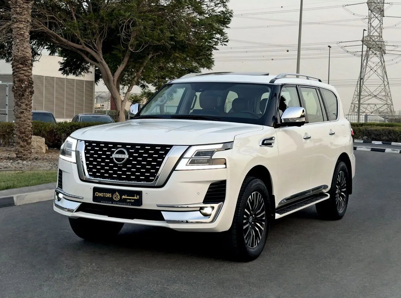2023 Nissan Patrol Se Platinum City angeboten von einem Fachhändler in Dubai, Vereinigte Arabische Emirate, Hauptfoto