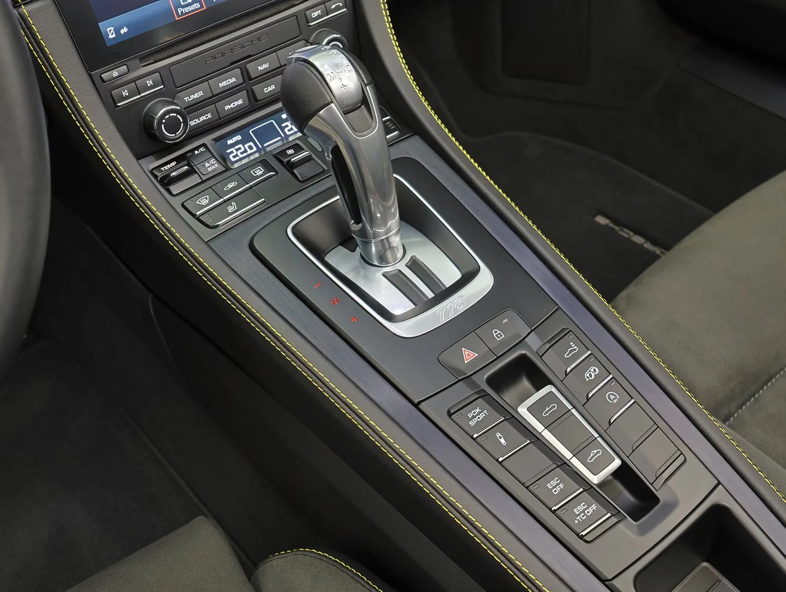 2023 Porsche 718 Boxster Spyder, 15/27