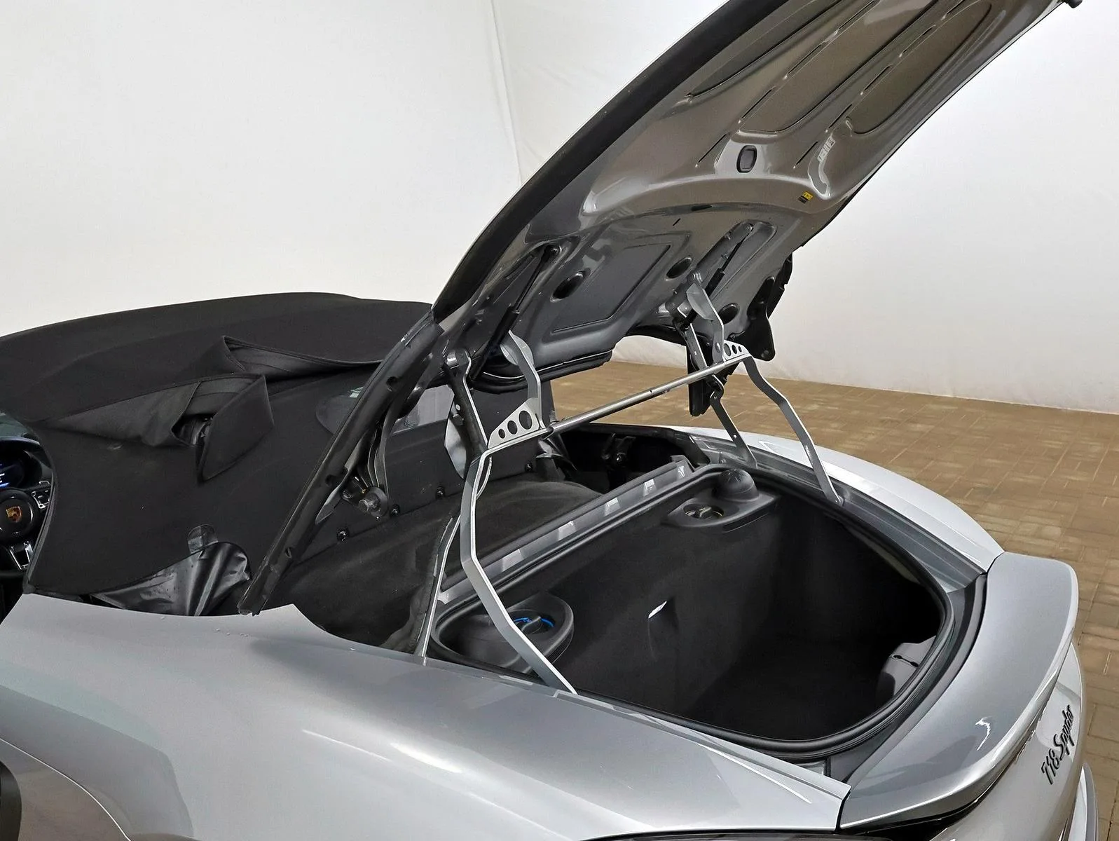 2023 Porsche 718 Boxster Spyder, 26/27