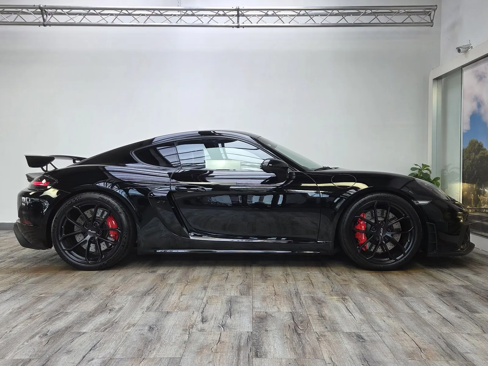 2023 Porsche 718 Cayman GT4, 4/25