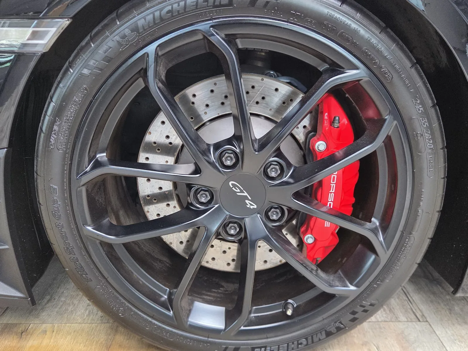 2023 Porsche 718 Cayman GT4, 22/25