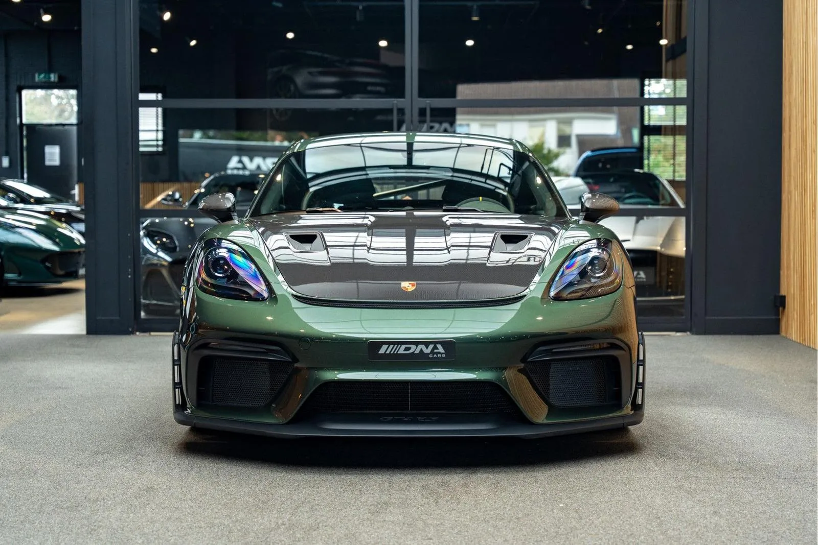 2023 Porsche 718 Cayman GT4 RS Weissach, 2/30