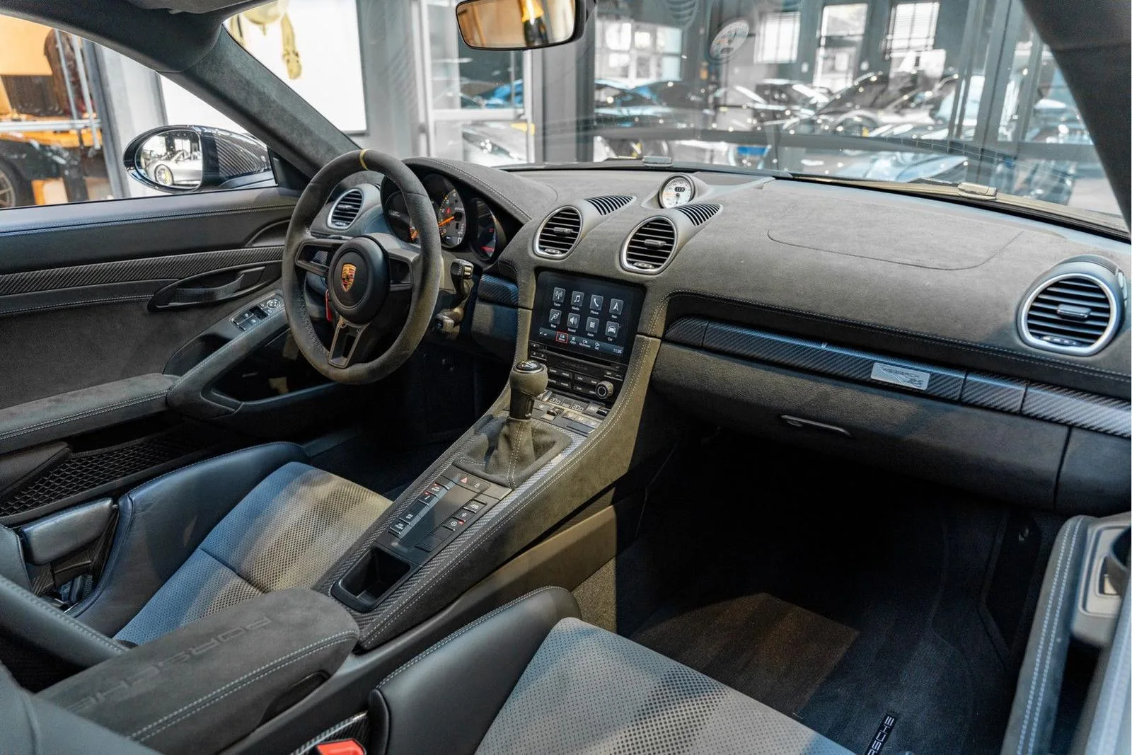2023 Porsche 718 Cayman GT4 RS Weissach, 8/30
