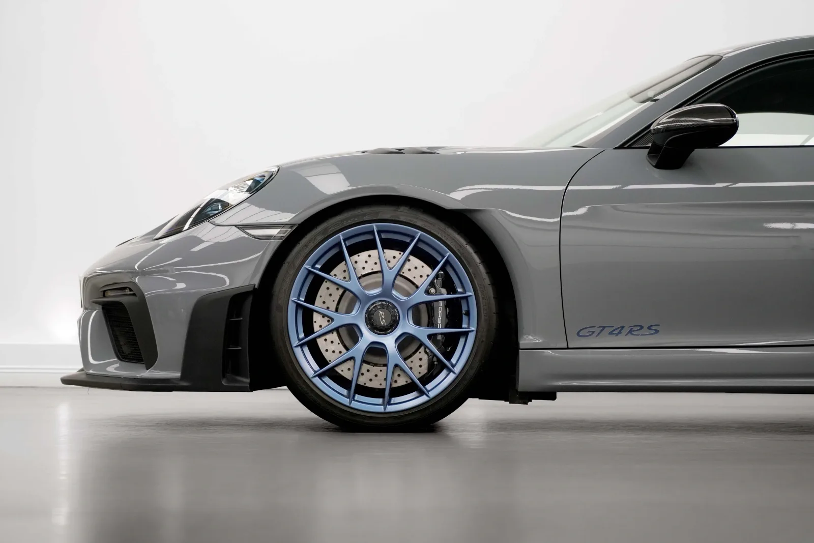 2023 Porsche 718 Cayman GT4 RS Weissach, 6/15