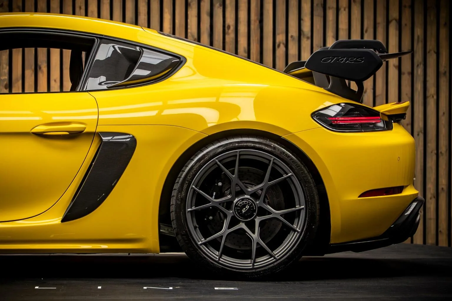 2023 Porsche 718 Cayman GT4 RS, 20/30