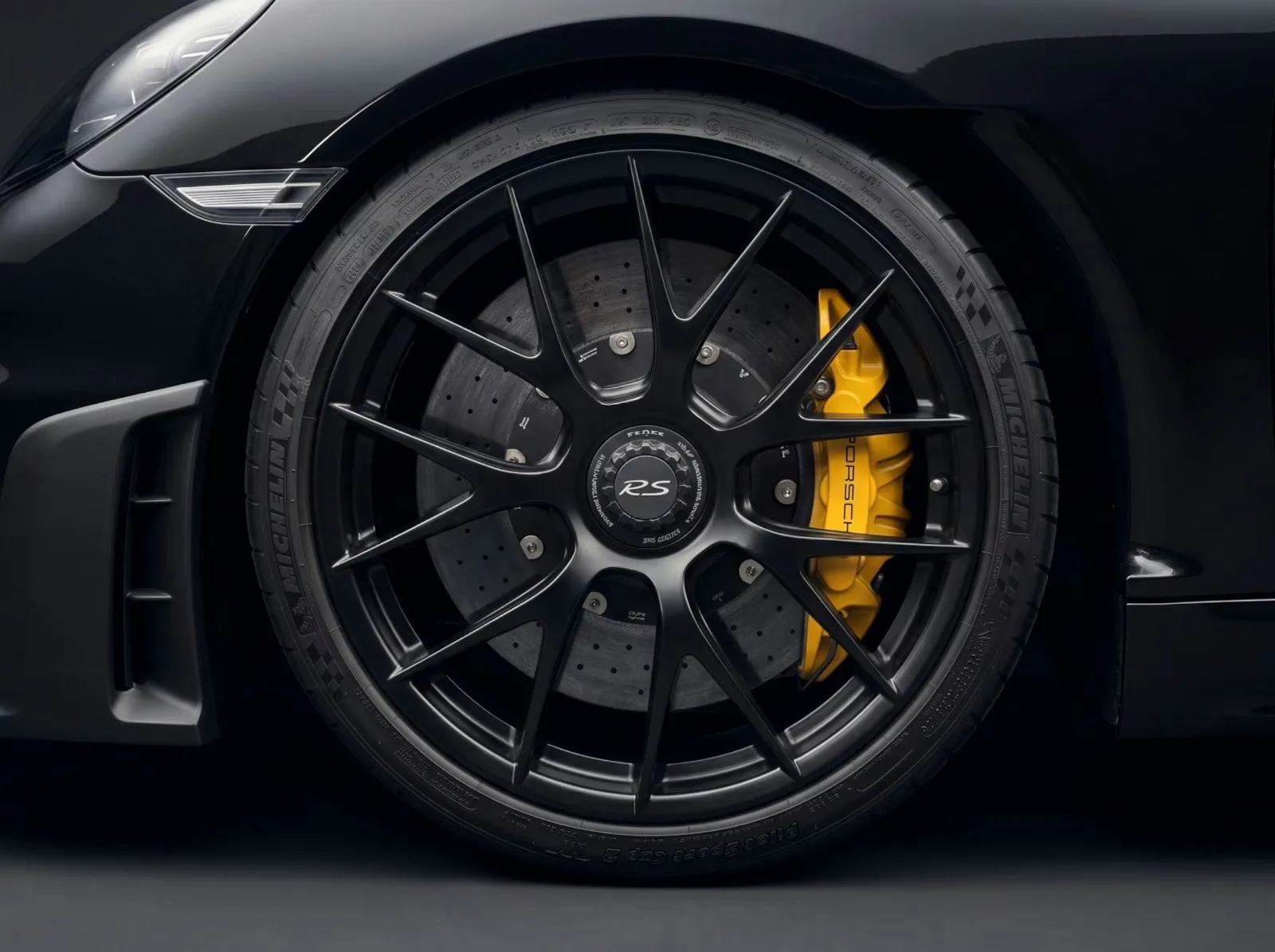 2023 Porsche 718 Cayman GT4 RS Weissach, 7/16
