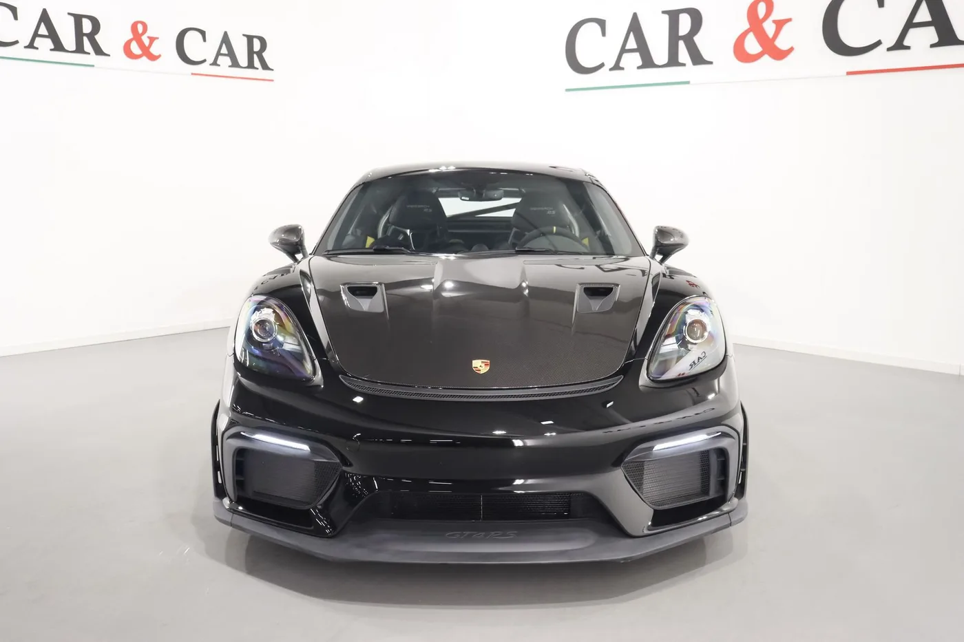 2023 Porsche 718 Cayman GT4 RS Weissach package angeboten von einem Supersportwagenhändler in Zibido San Giacomo, Italien, Foto 3 von 23